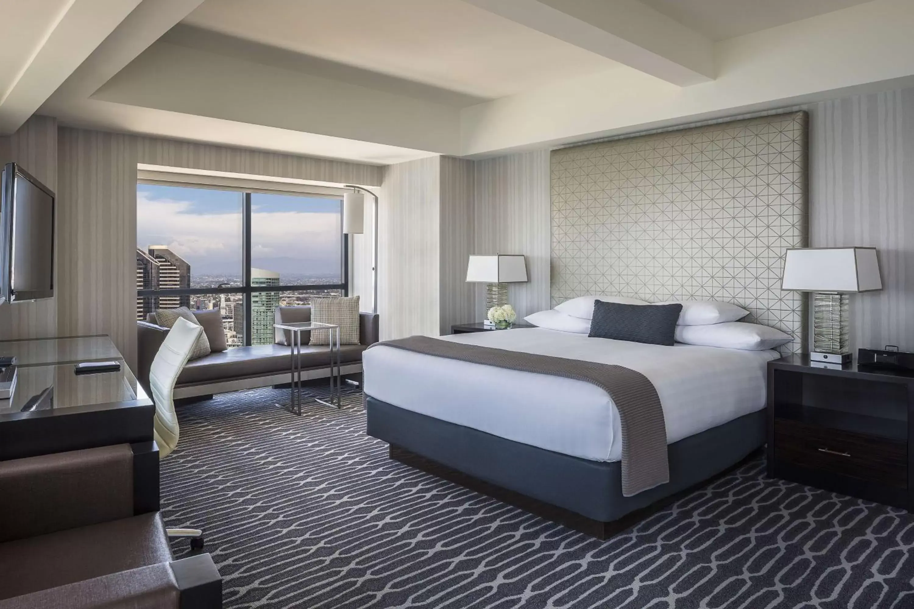 King Room with City View in Manchester Grand Hyatt San Diego