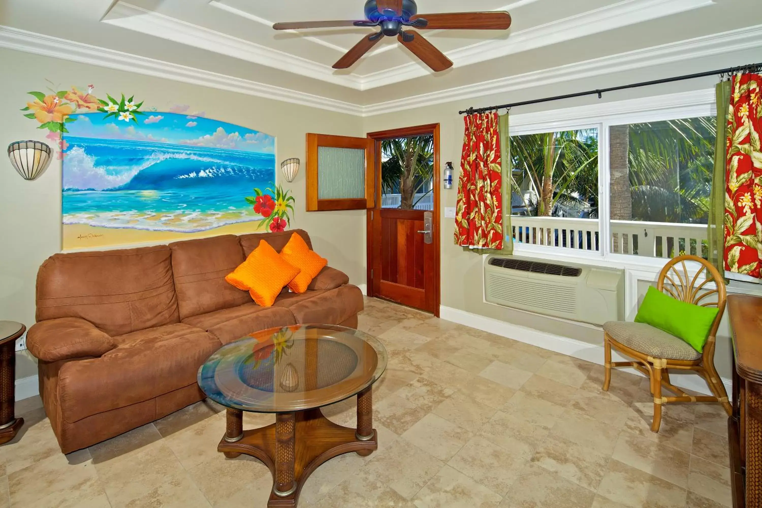 Living room, Seating Area in Ocean Palms Beach Resort