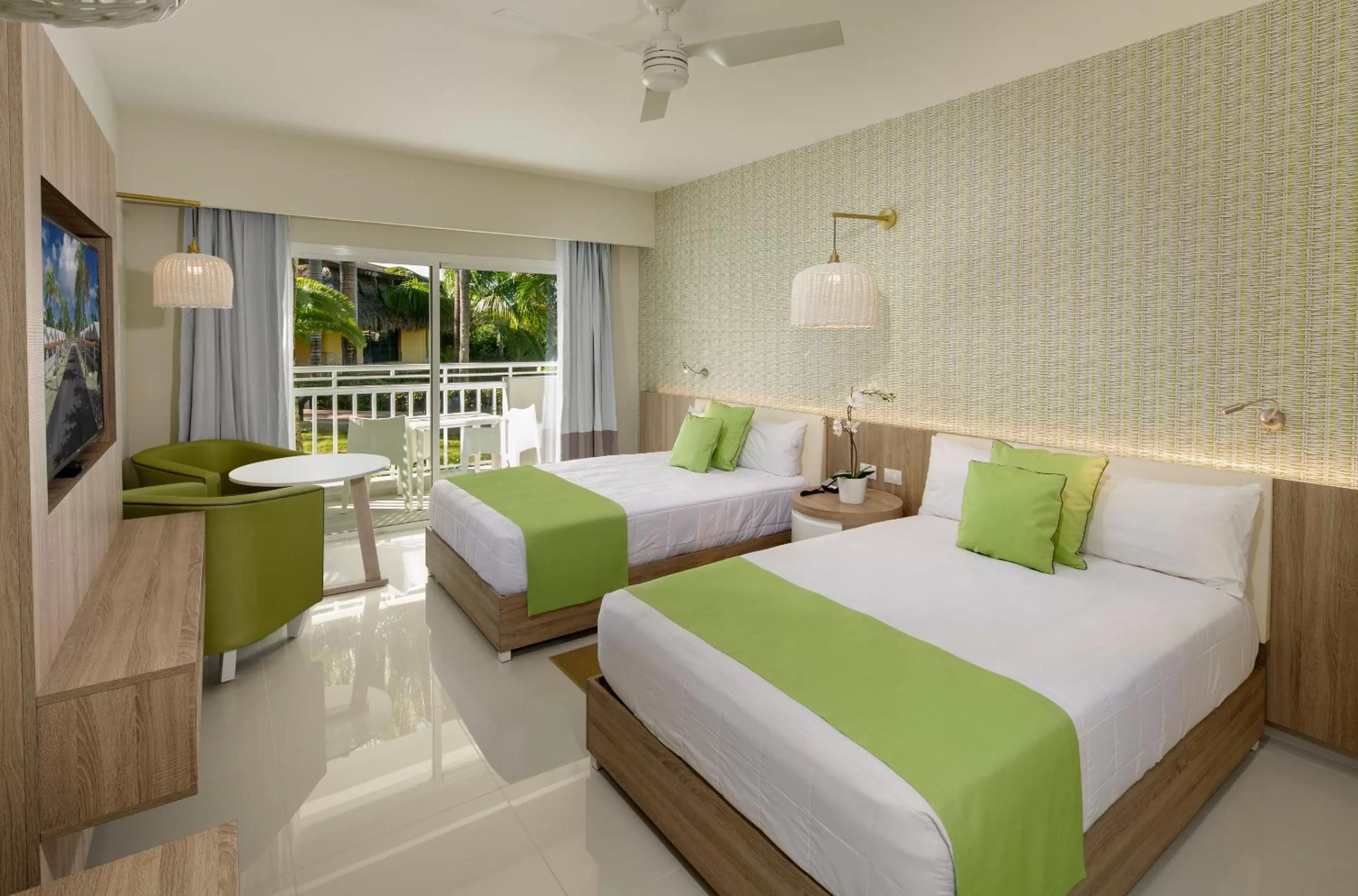 Bedroom, Bed in Grand Sirenis Punta Cana Resort & Aquagames - All Inclusive