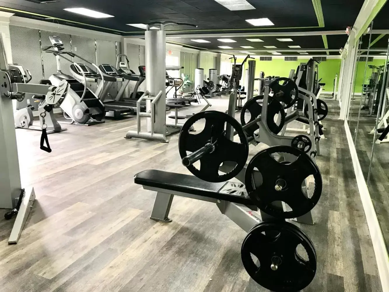 Fitness centre/facilities in Hillside Crossing Nashville a Ramada by Wyndham Fitness centre/facilities in Hillside Crossing Nashville a Ramada by Wyndham
