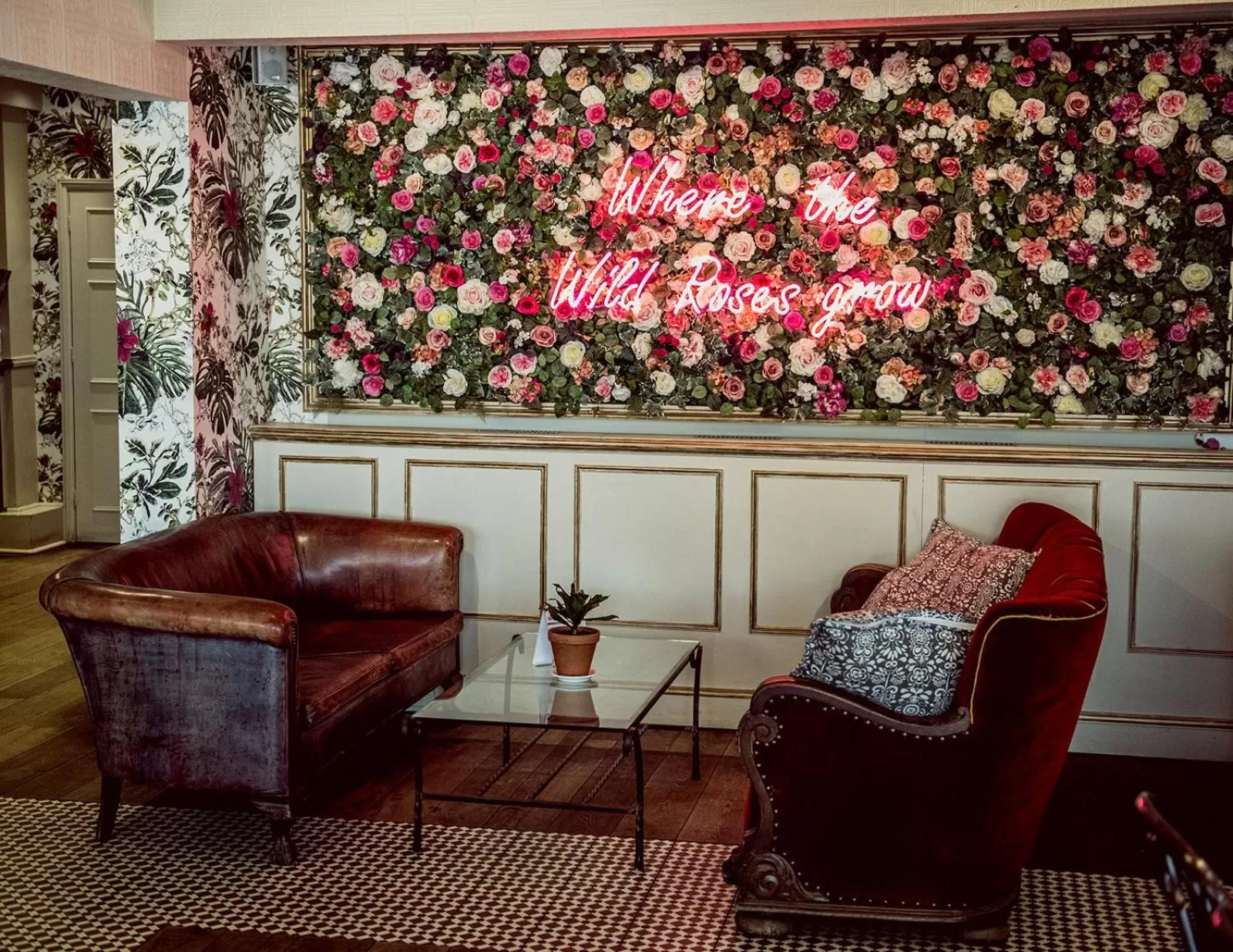 Lounge or bar in The Tunbridge Wells Hotel