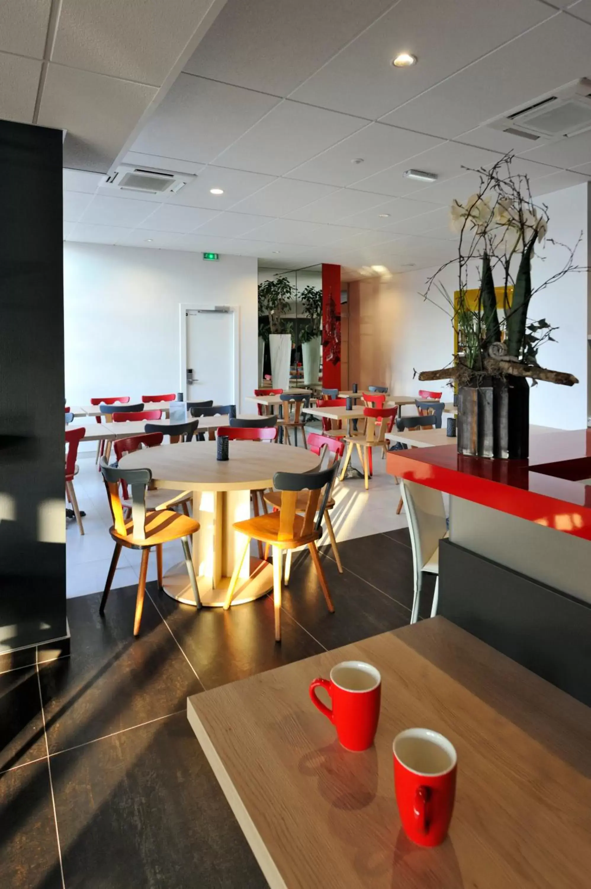 Dining area, Restaurant/Places to Eat in Colmar Hotel