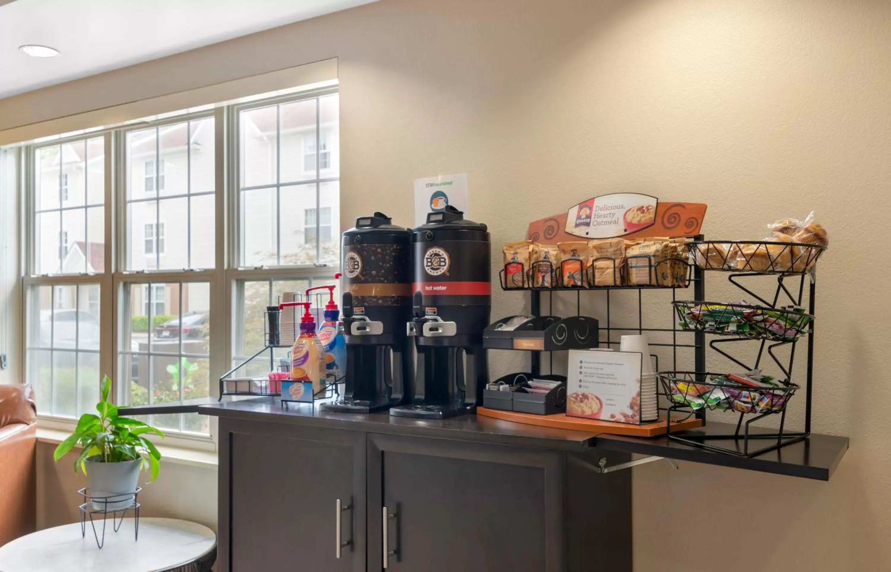 Coffee/tea facilities in Extended Stay America Suites - Atlanta - Norcross