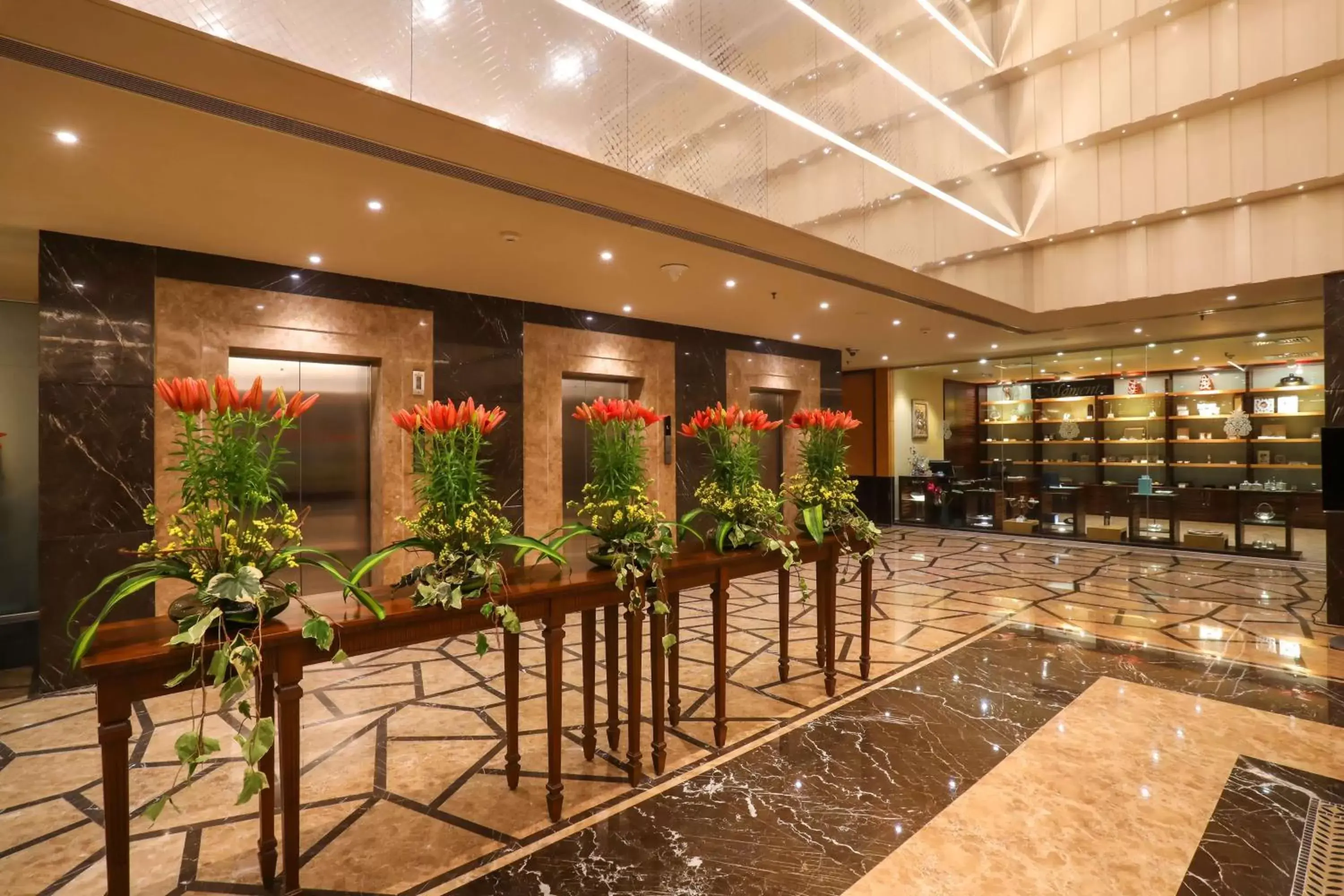 Lobby or reception in Radisson Blu Hotel Chennai City Centre
