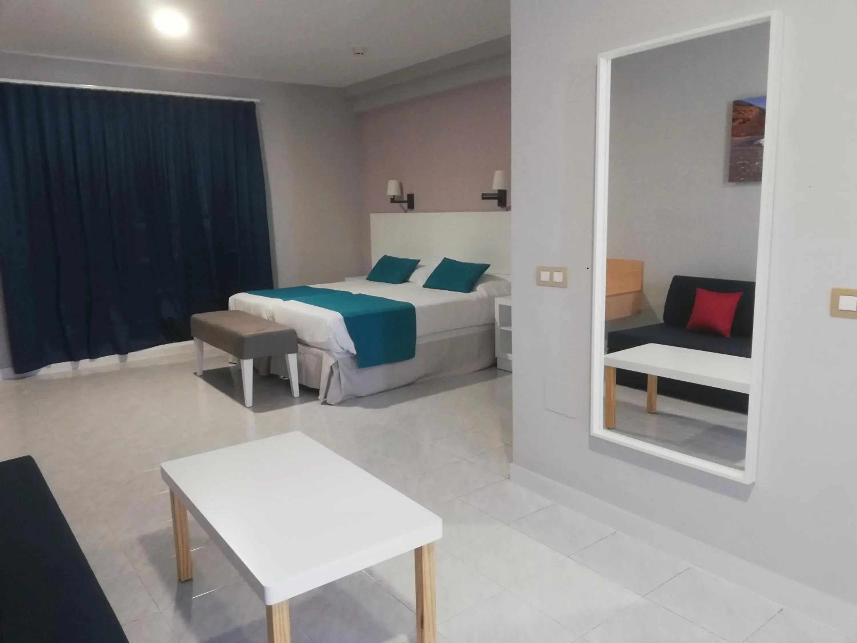 Photo of the whole room, Bed in Apartamentos Oceano - Adults Only - Sólo Adultos Photo of the whole room, Bed in Apartamentos Oceano - Adults Only - Sólo Adultos