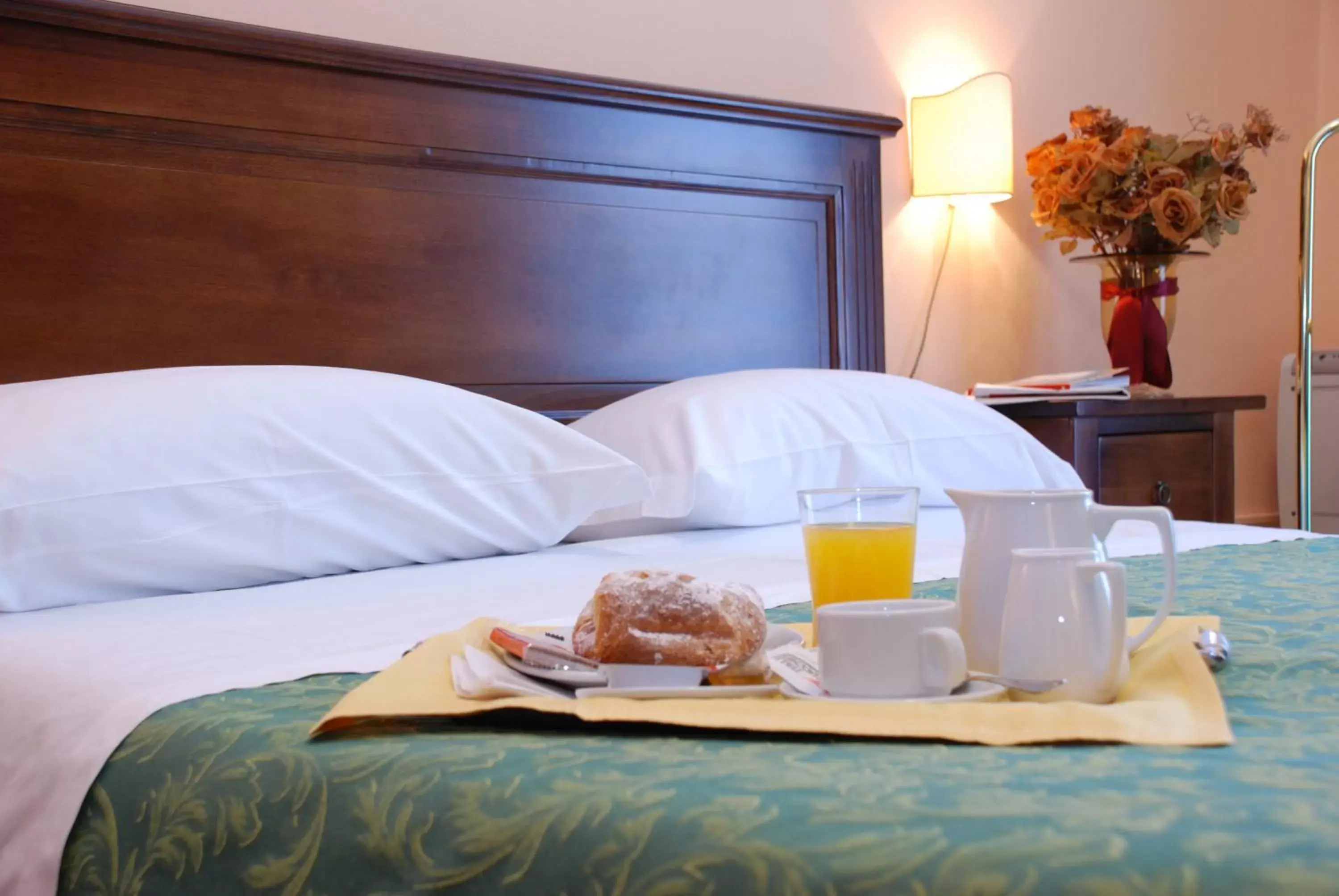Food and drinks, Bed in Hotel del Centro
