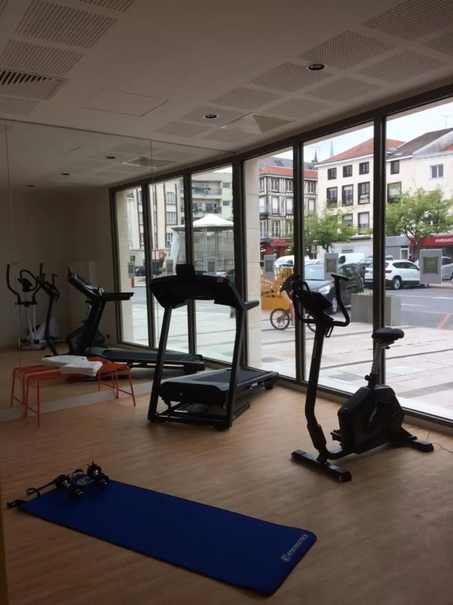 Fitness centre/facilities in ibis Styles Chalons en Champagne Centre