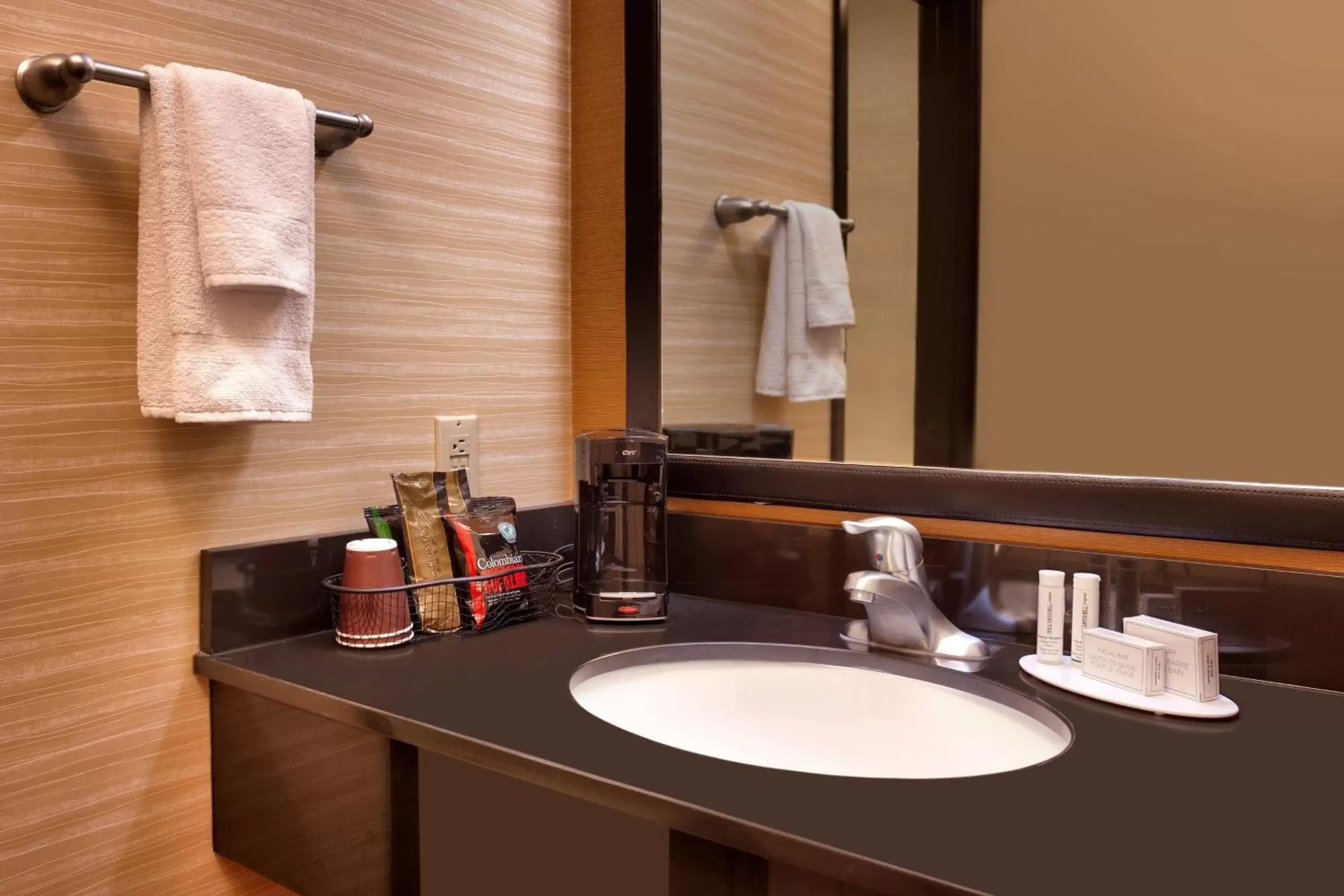 Bathroom in Fairfield Inn & Suites by Marriott Salt Lake City Downtown