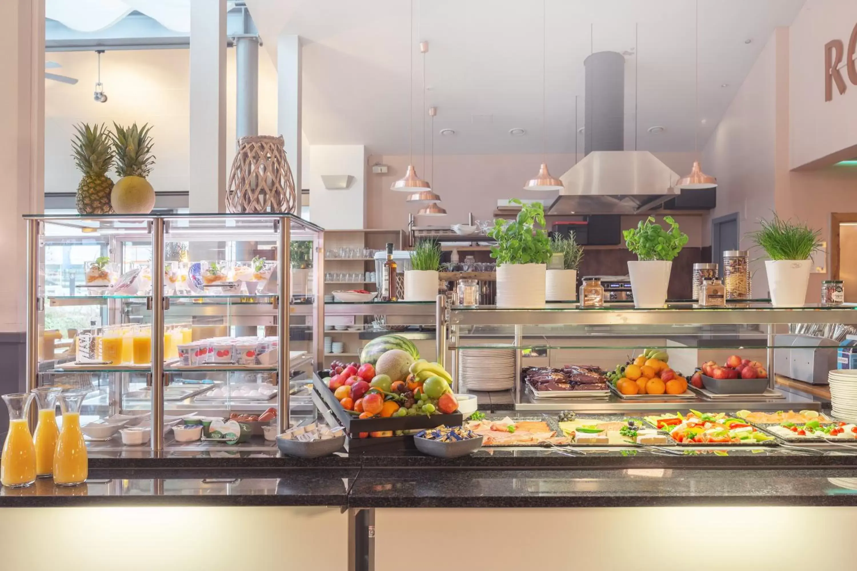 Buffet breakfast, Food in Select Hotel Elmshorn