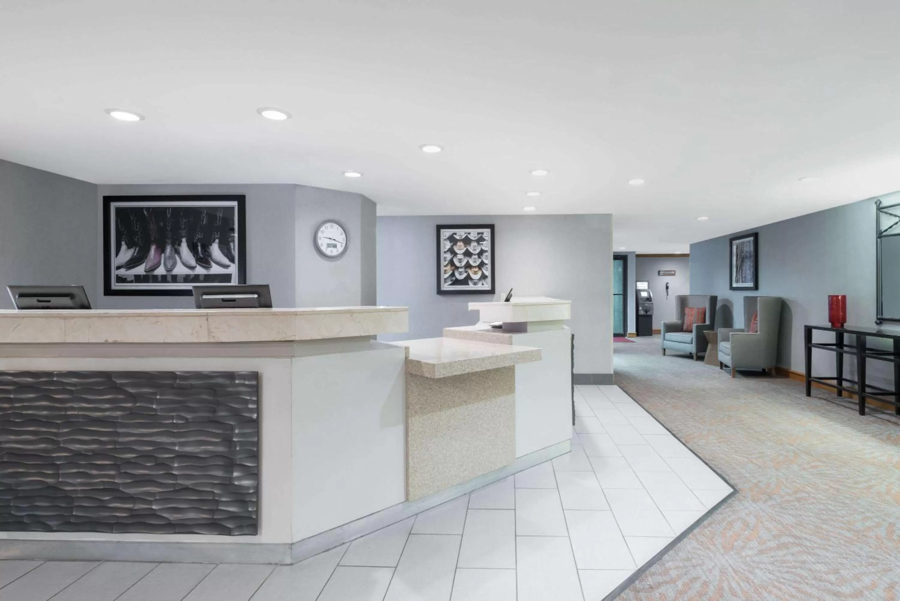 Lobby or reception in Hotel AVA Laredo