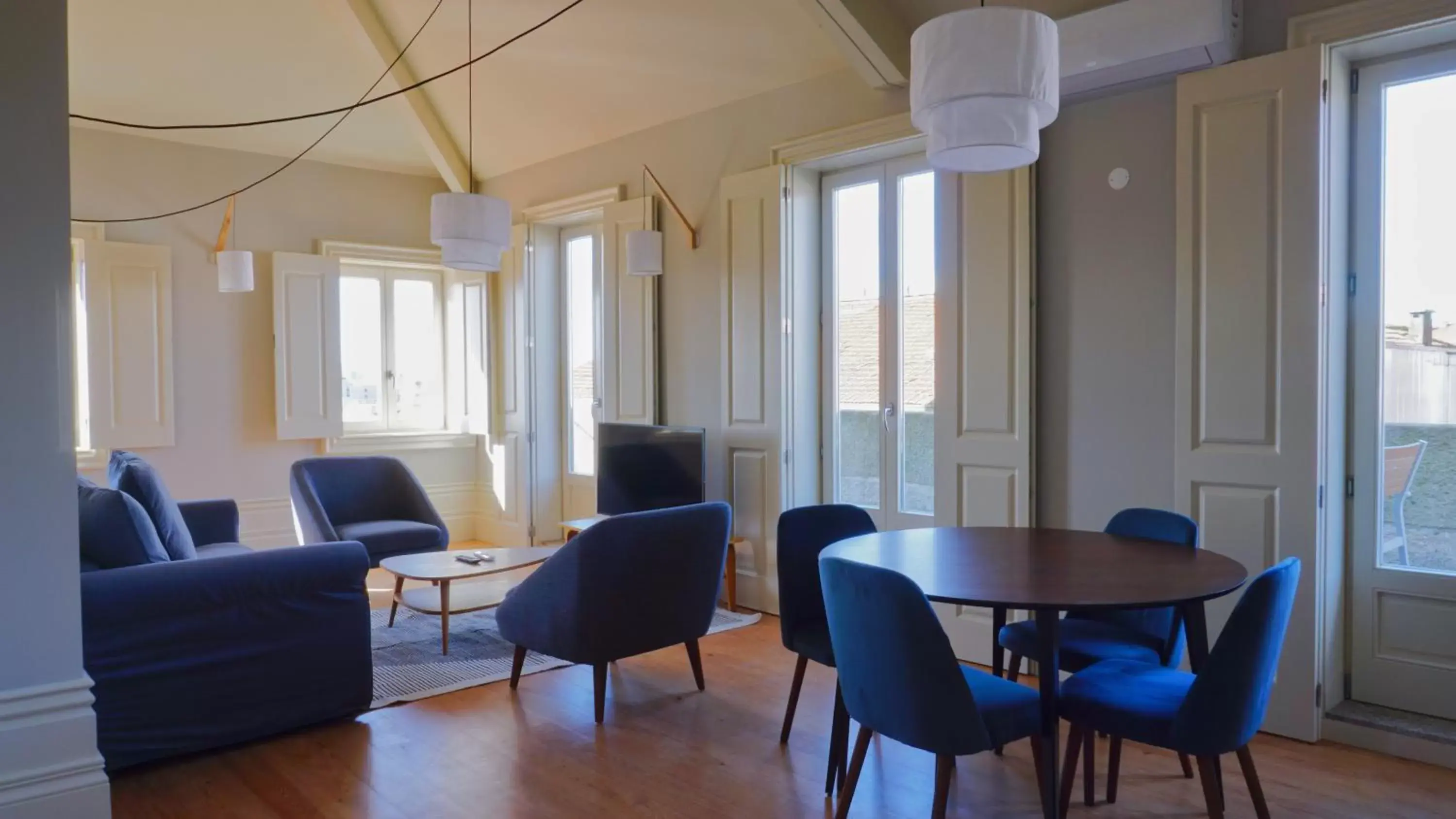 Living room in Aparthotel Oporto Palace