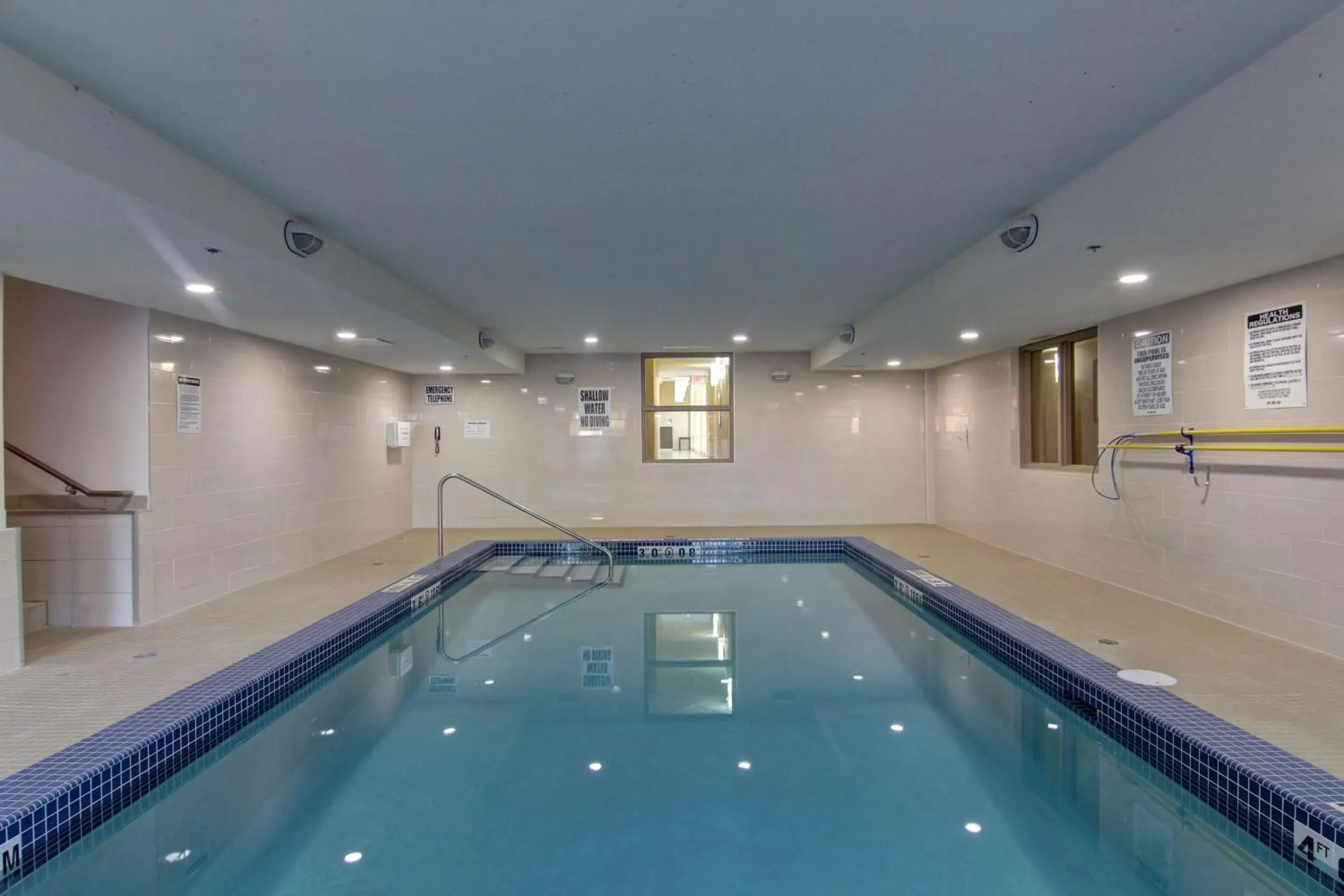 Lobby or reception, Swimming Pool in Best Western Plus Bowmanville