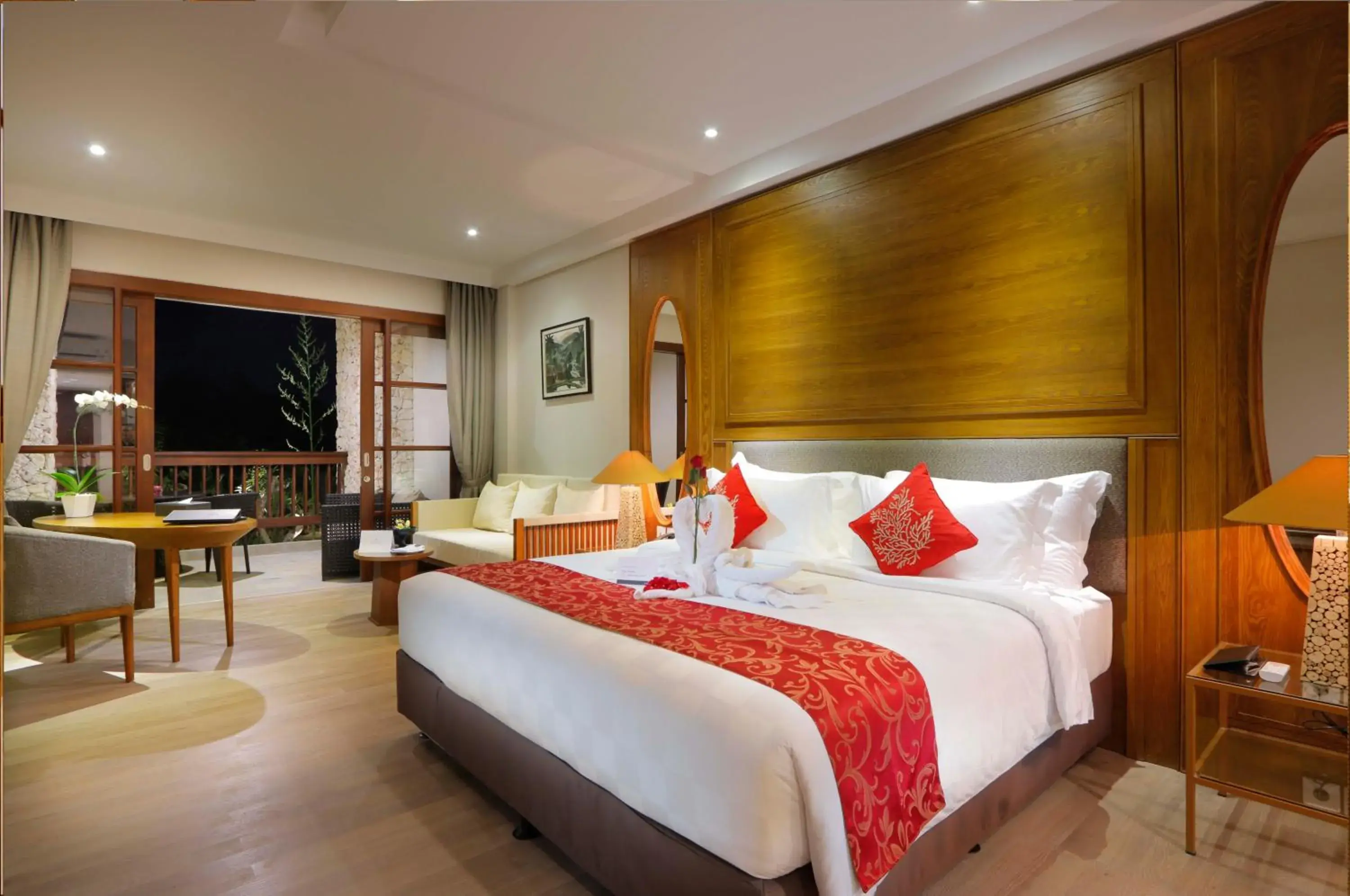 TV and multimedia, Bed in Royal Tulip Springhill Resort Jimbaran
