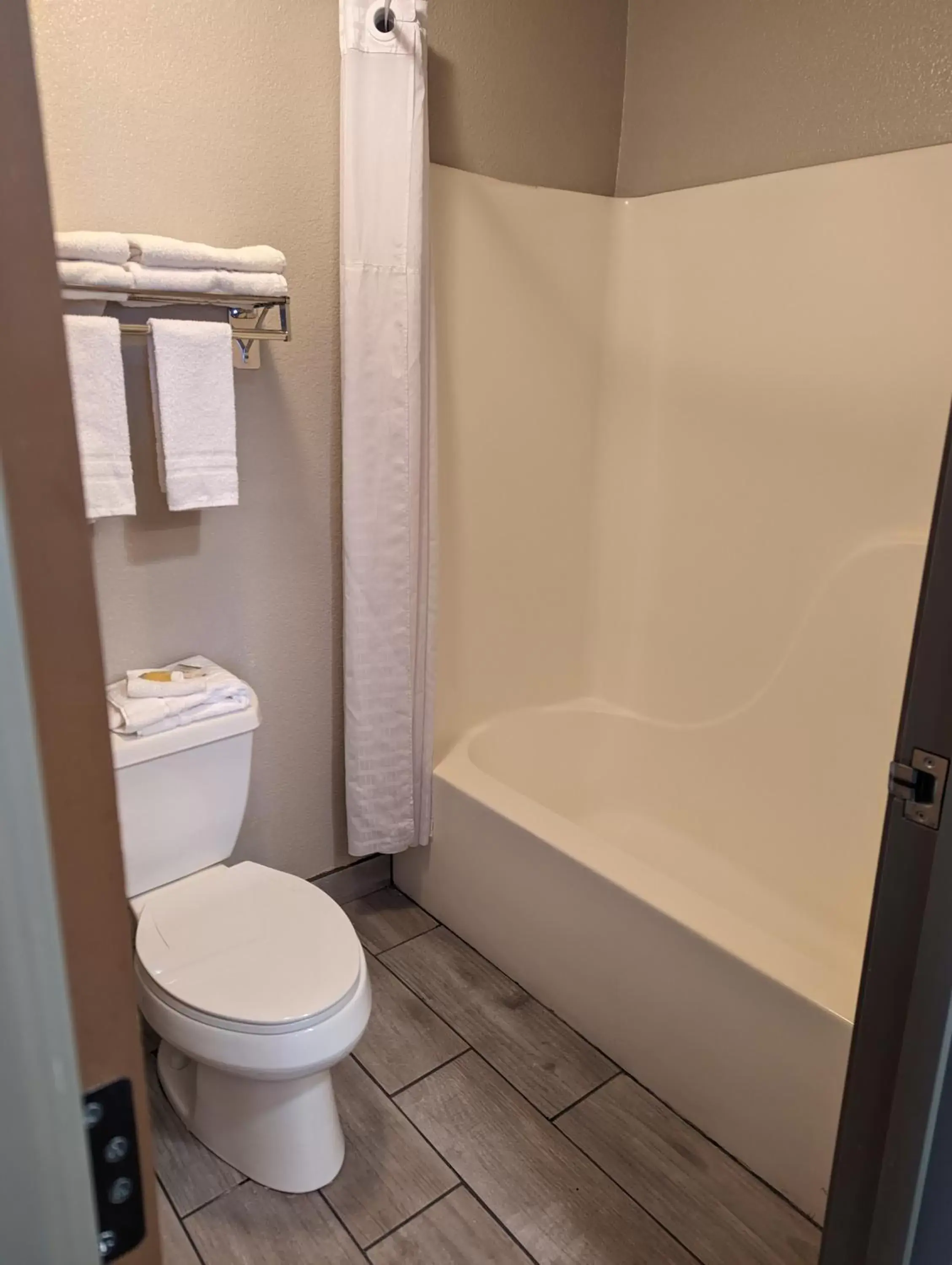 Shower, Bathroom in Days Inn & Suites by Wyndham Castle Rock