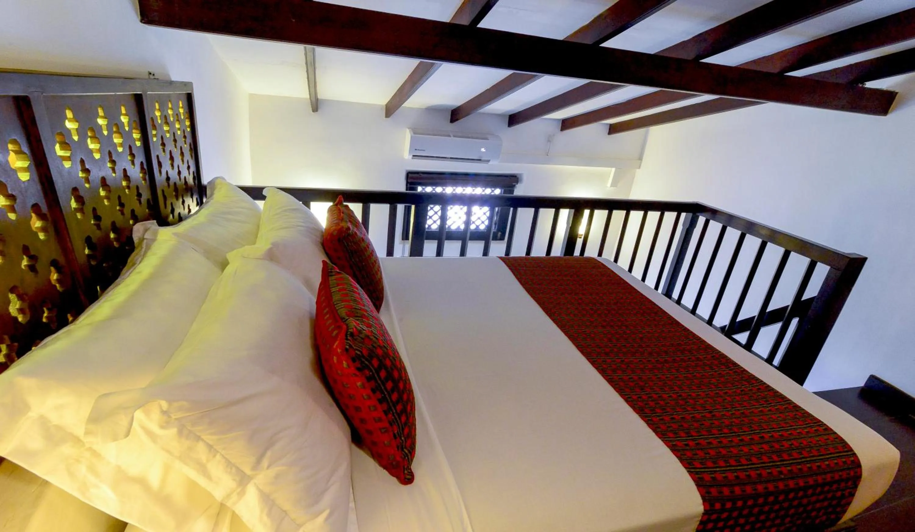 Bedroom, Bed in 56 by Deco - Galle Fort