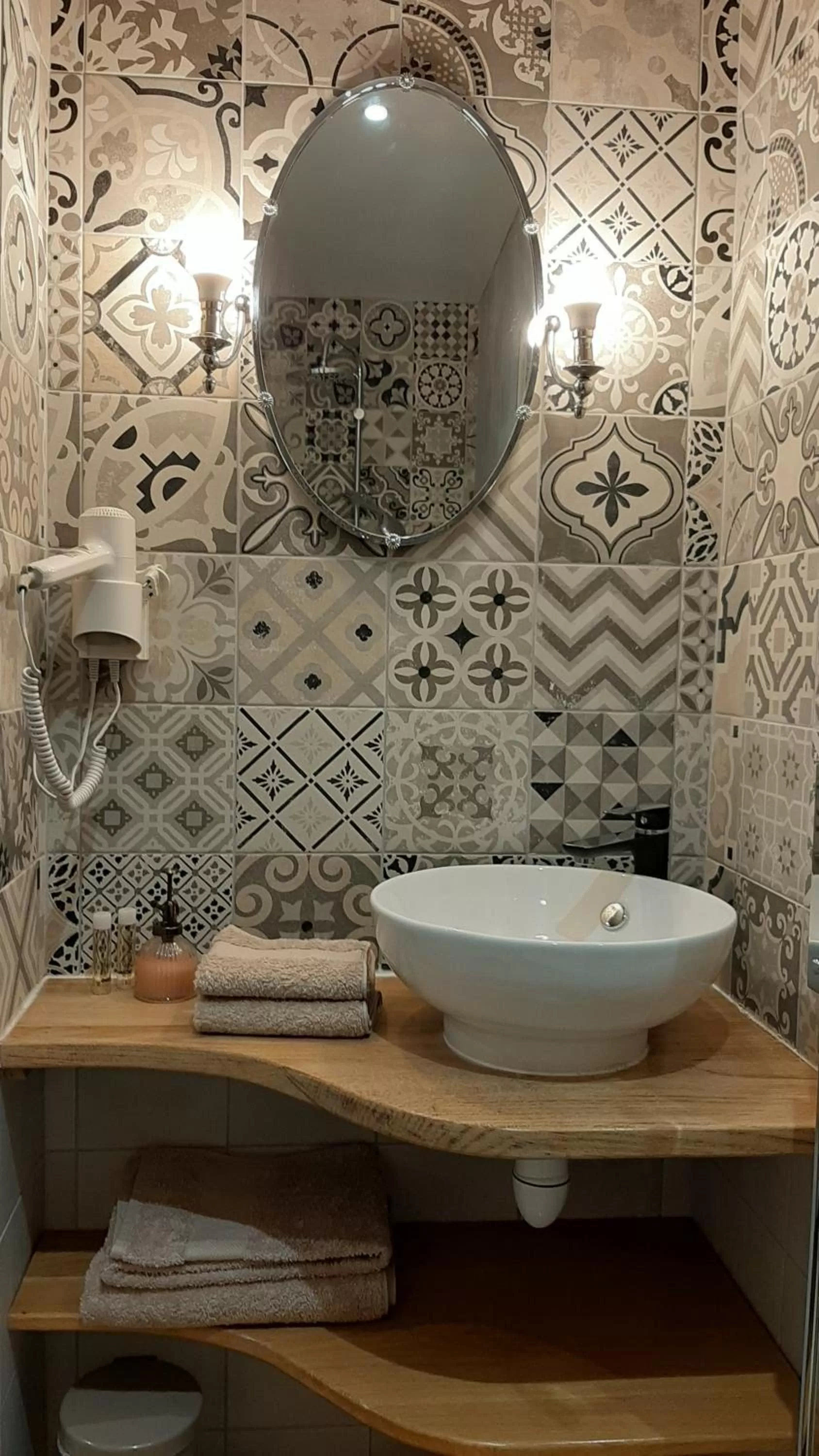 Bathroom in La Levriere d'Arc les Gray Chambre D'hotes