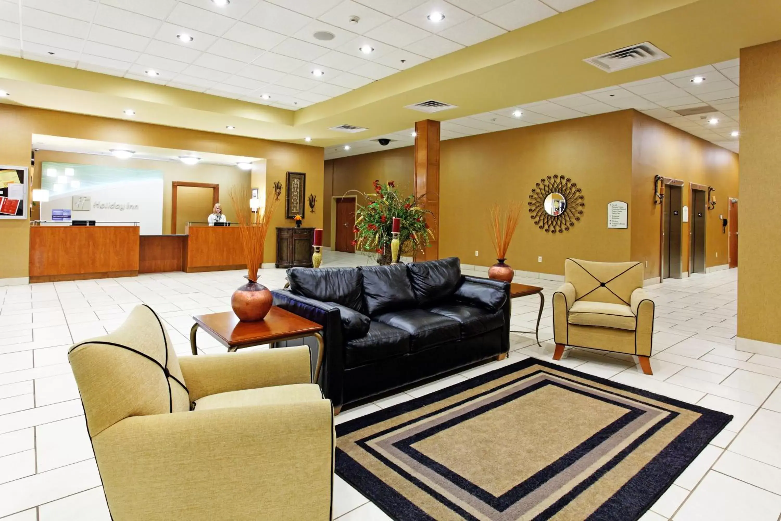 Property building, Lobby/Reception in Holiday Inn Hotels Batesville, an IHG Hotel