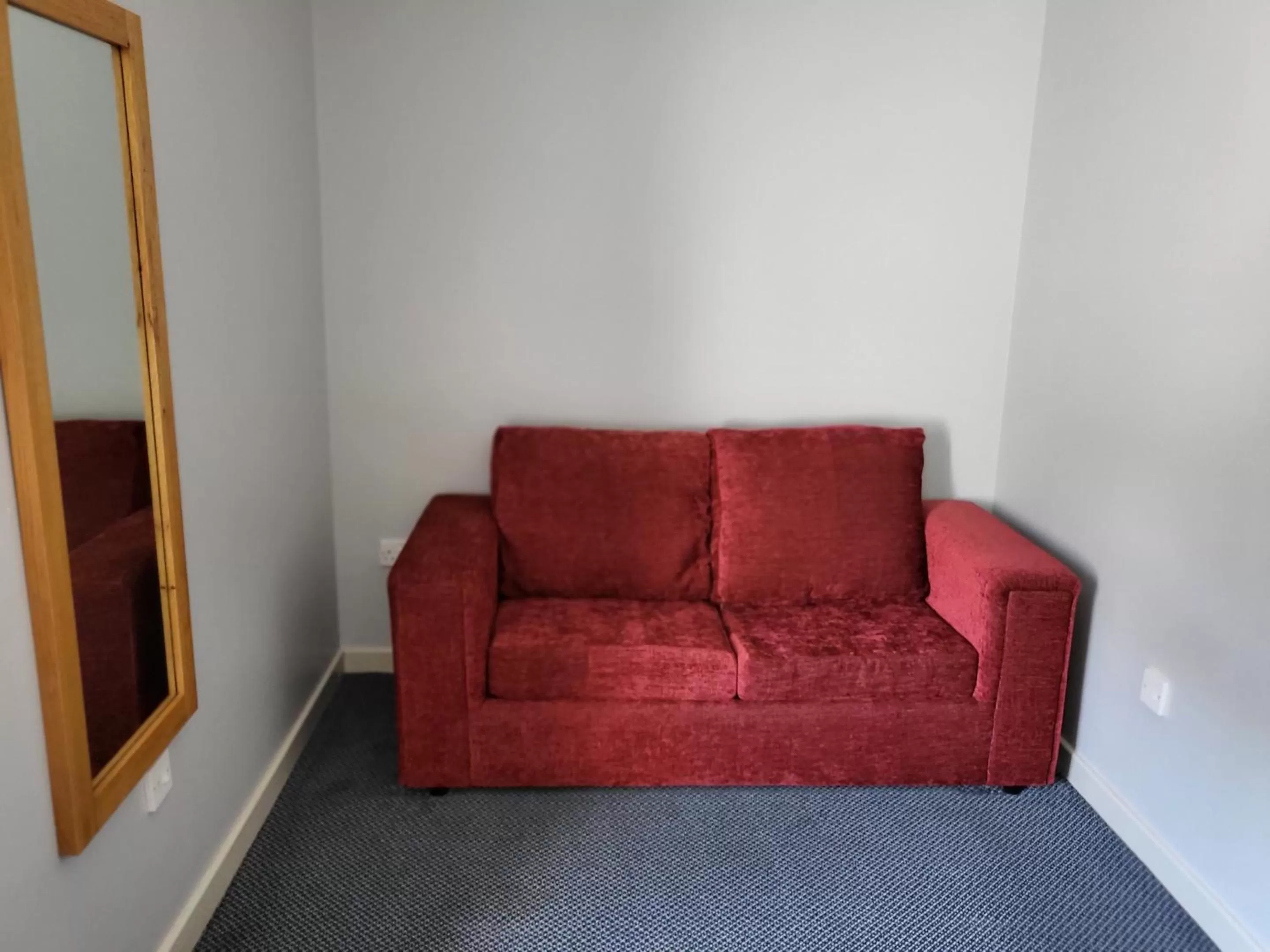 Bedroom, Seating Area in The Lamb and Flag