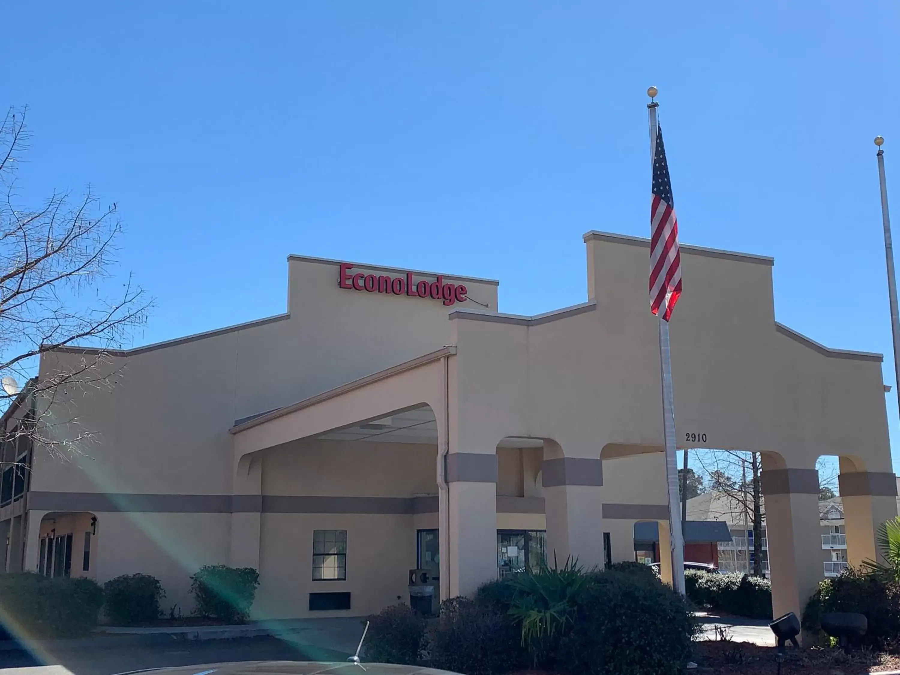 Property building in Econo Lodge Dothan