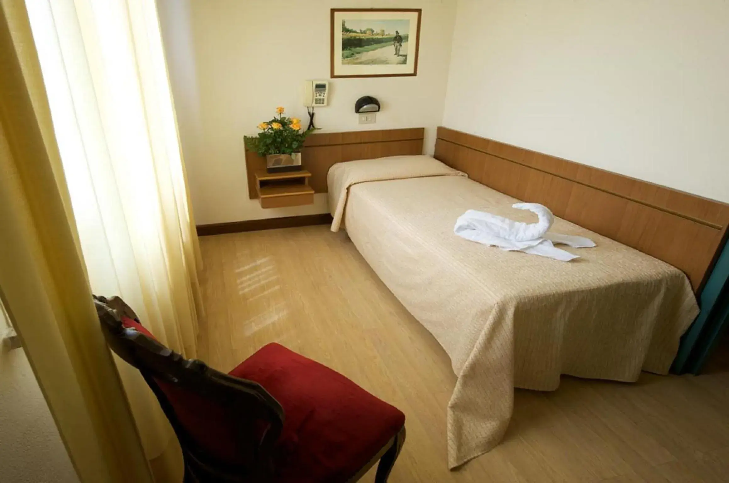 Photo of the whole room, Bed in Hotel Roma