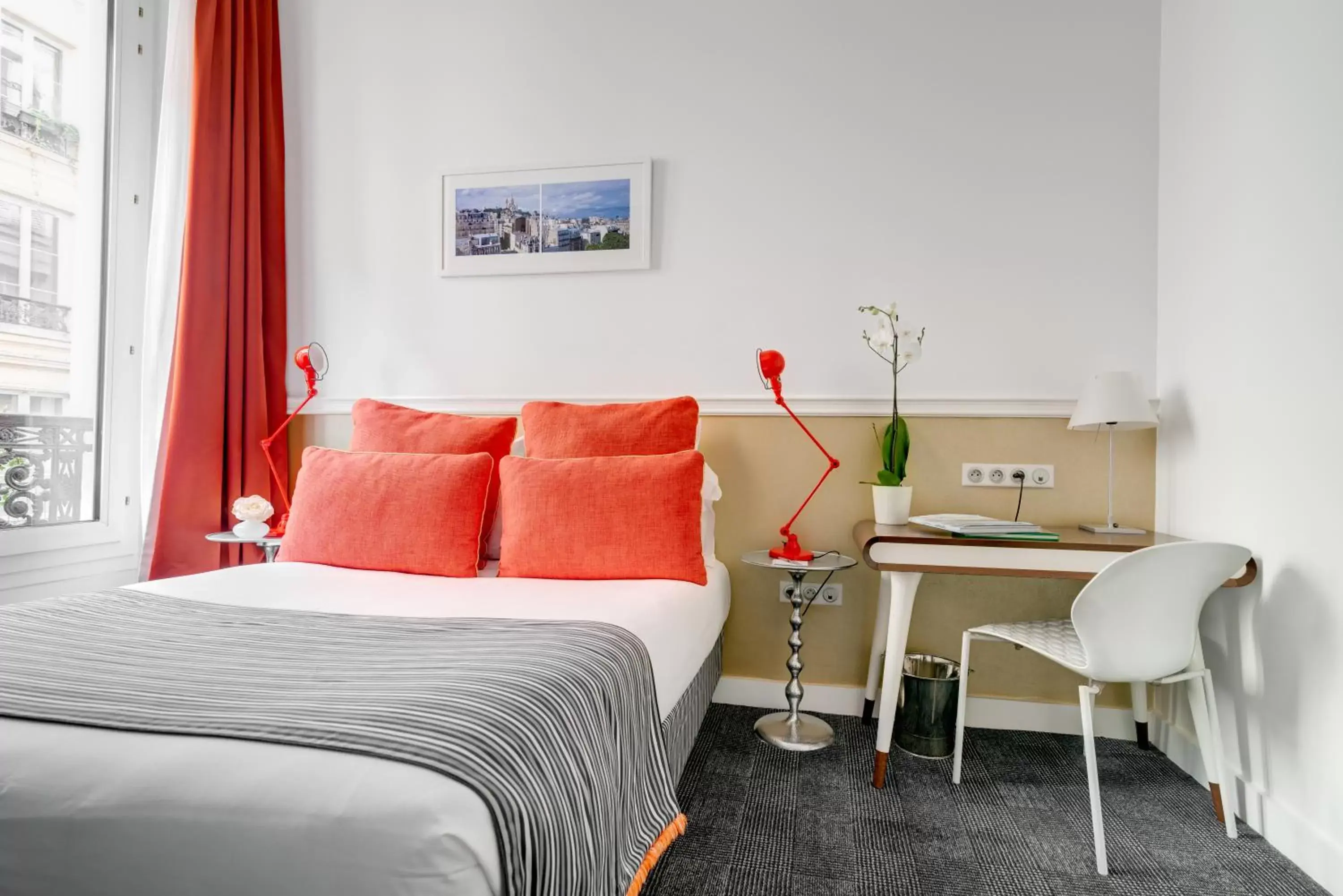 Bedroom, Bed in Hotel Monterosa - Astotel