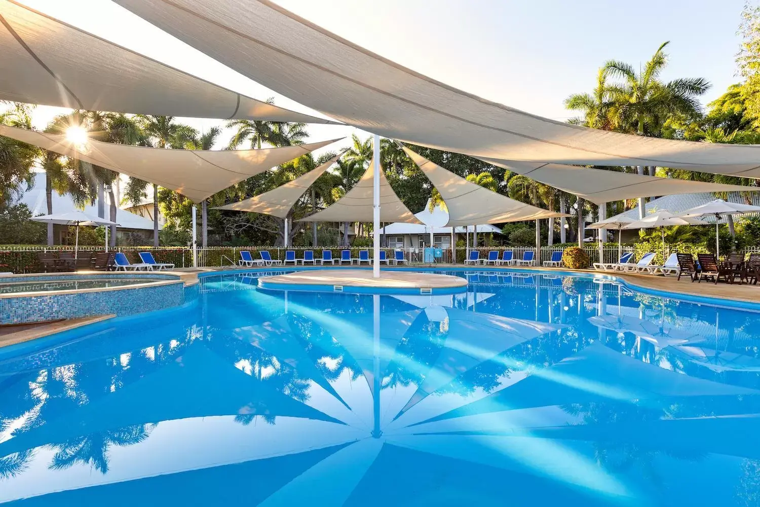 Swimming pool in Seashells Broome Swimming pool in Seashells Broome