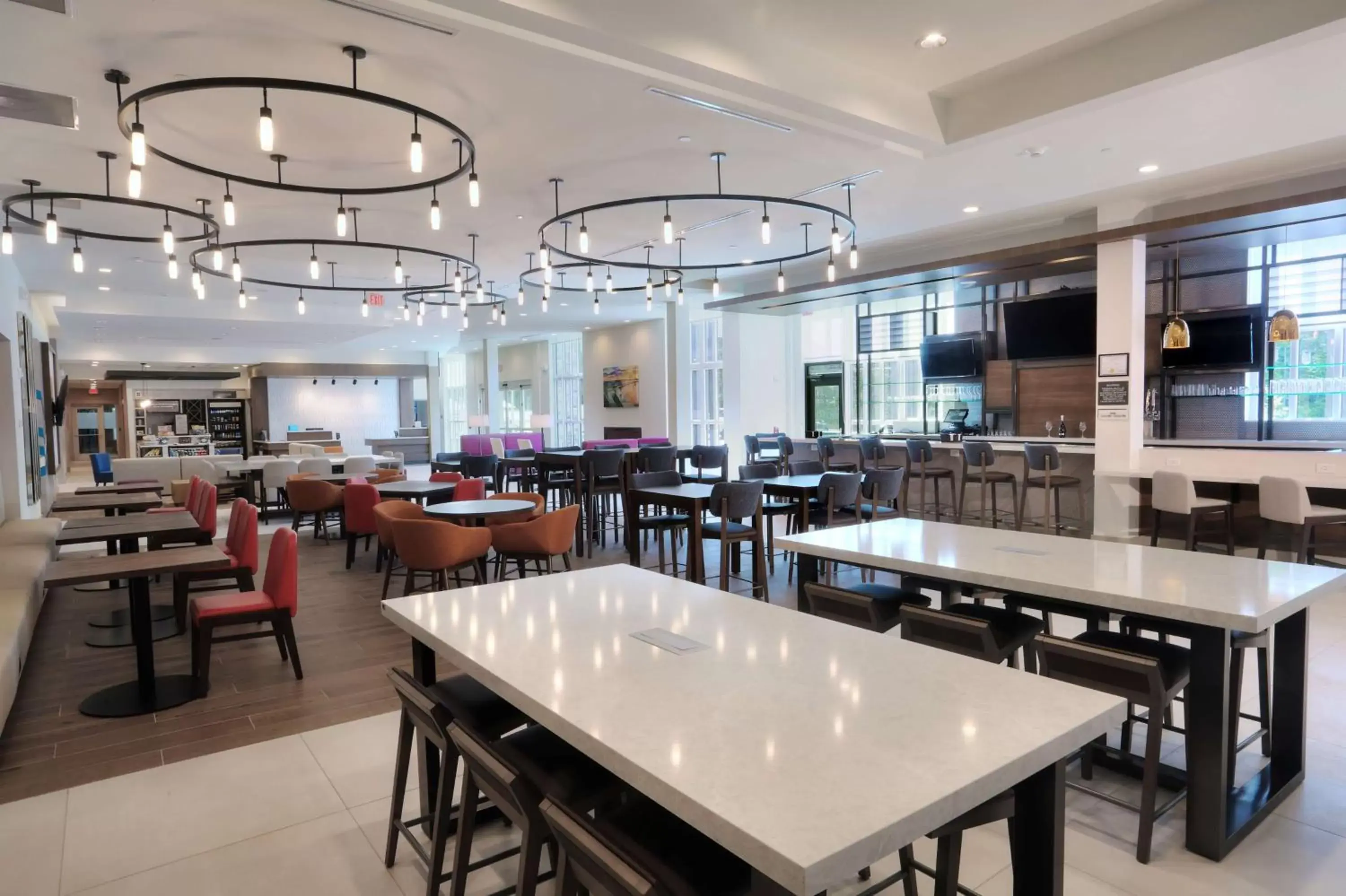 Lounge or bar, Restaurant/Places to Eat in Hilton Garden Inn Bel Air, Md