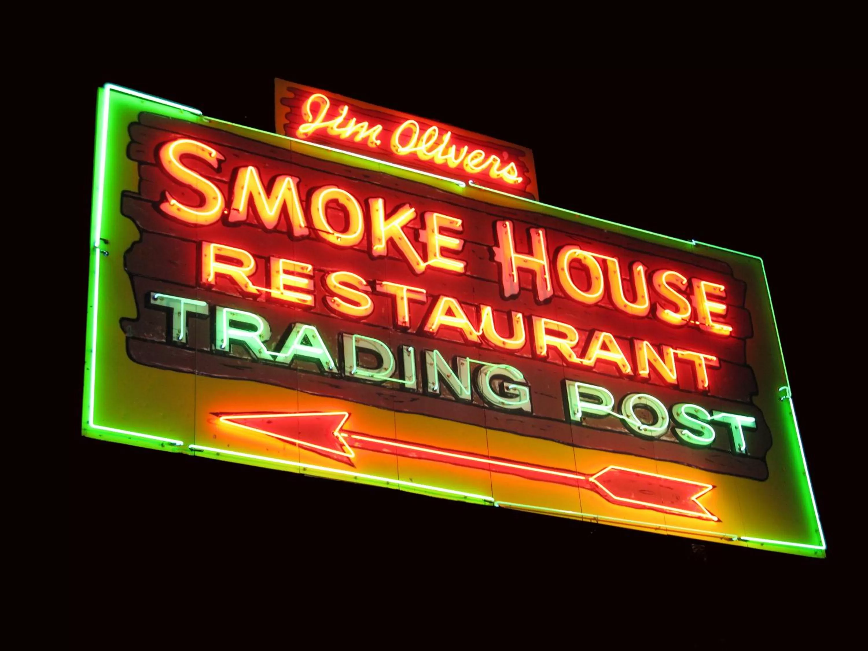 BBQ facilities in The Smoke House Lodge