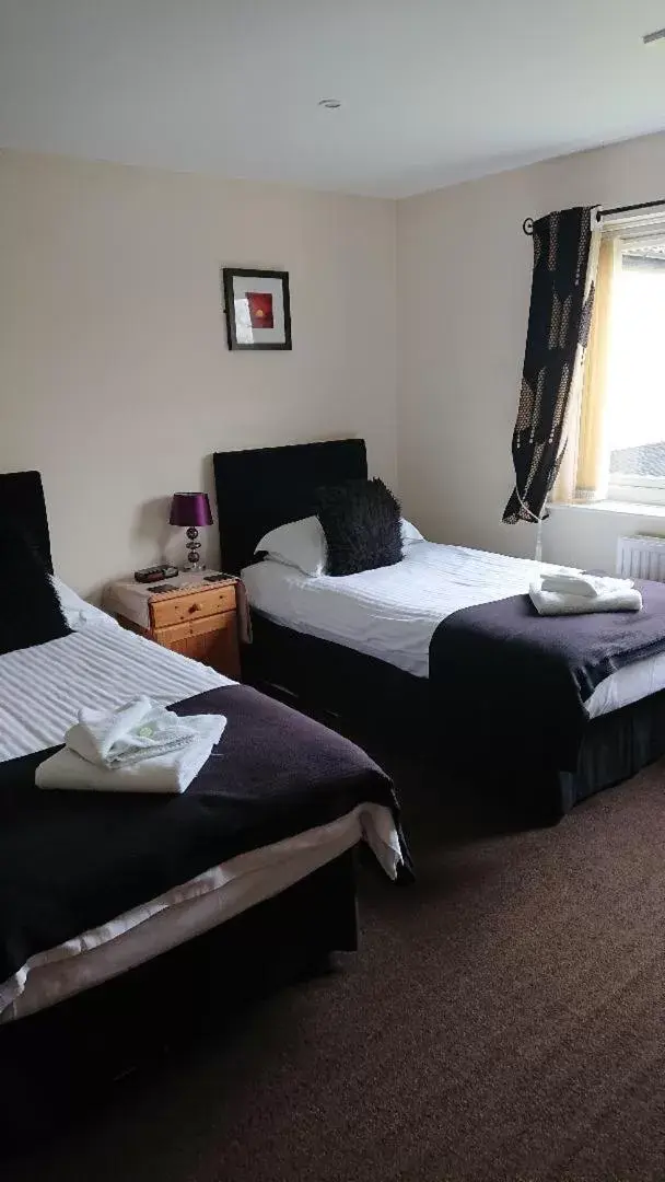 Bed in Grove House Hotel