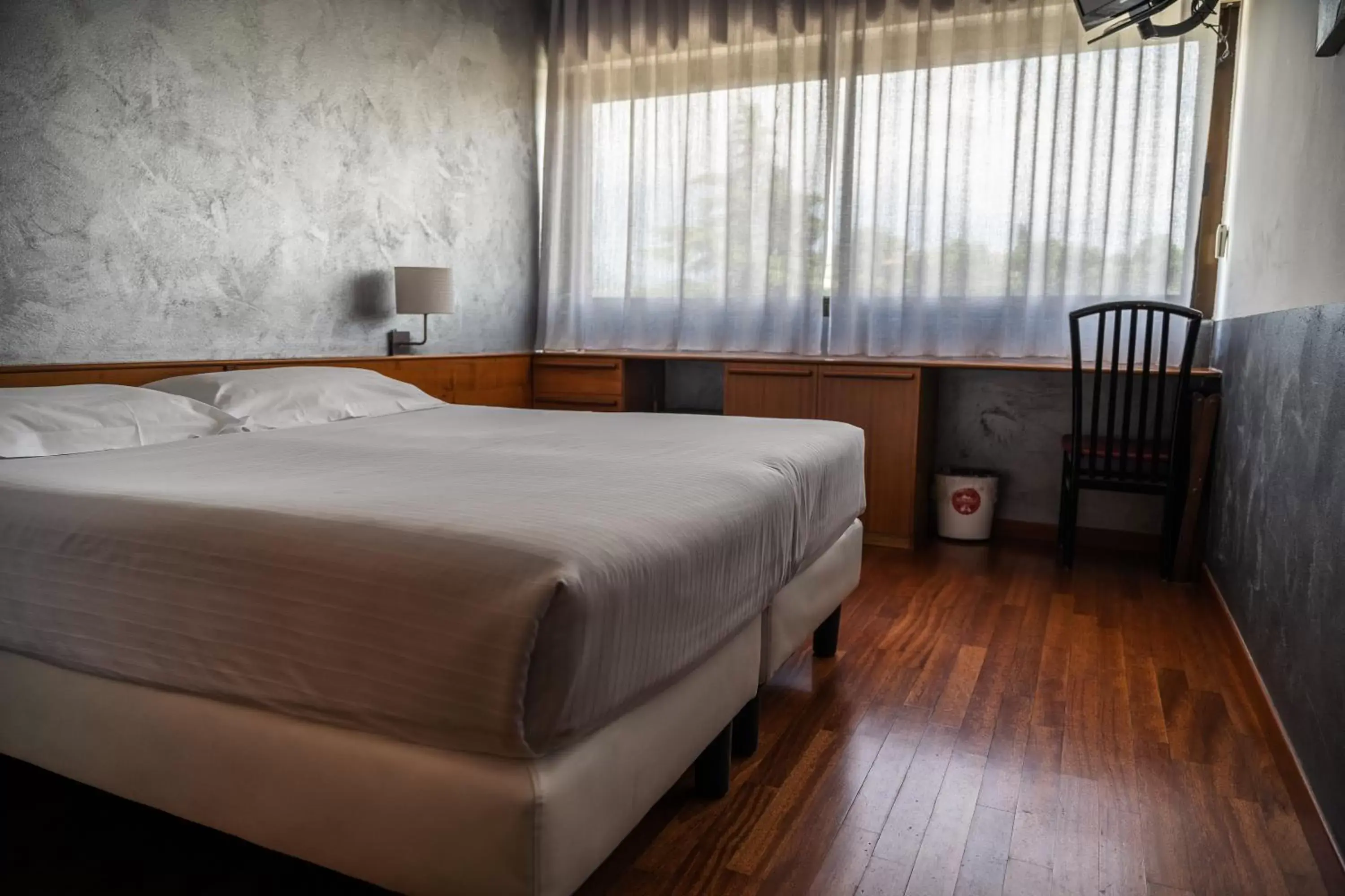 Photo of the whole room, Bed in Hotel Valpolicella International Photo of the whole room, Bed in Hotel Valpolicella International