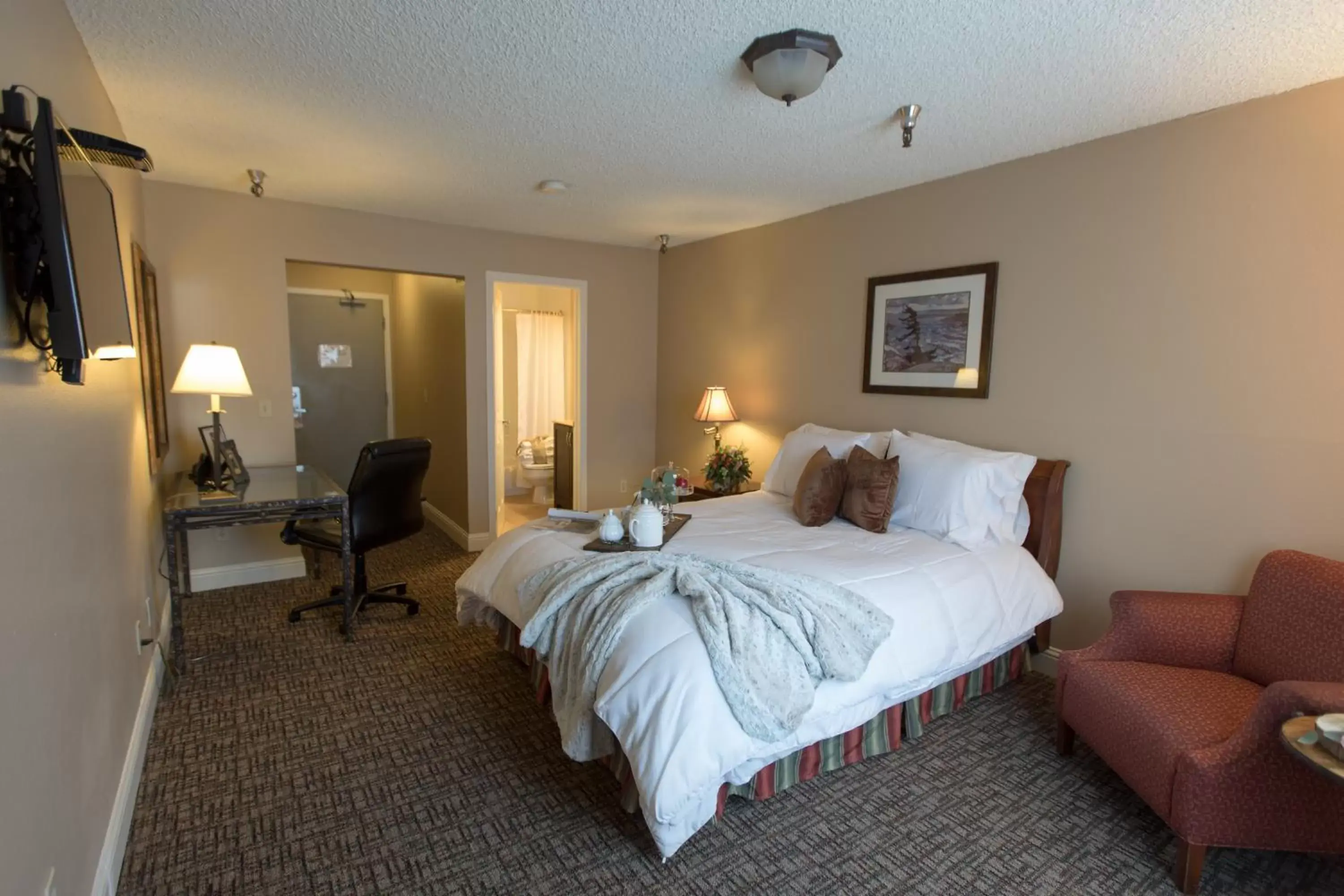 Bedroom in Ramada by Wyndham Juneau