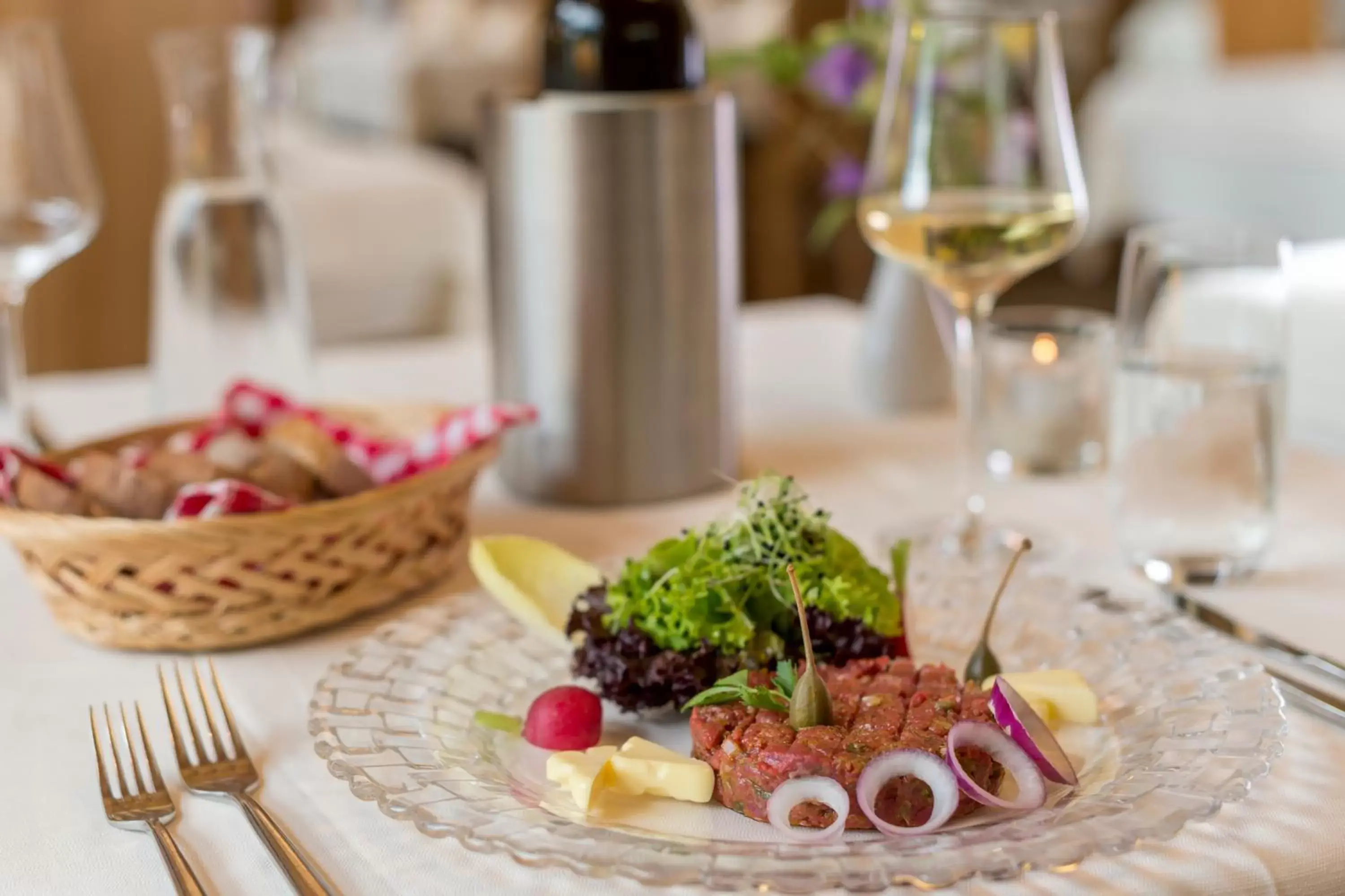 Restaurant/places to eat, Food in Sport- und Wellnesshotel Eienwäldli