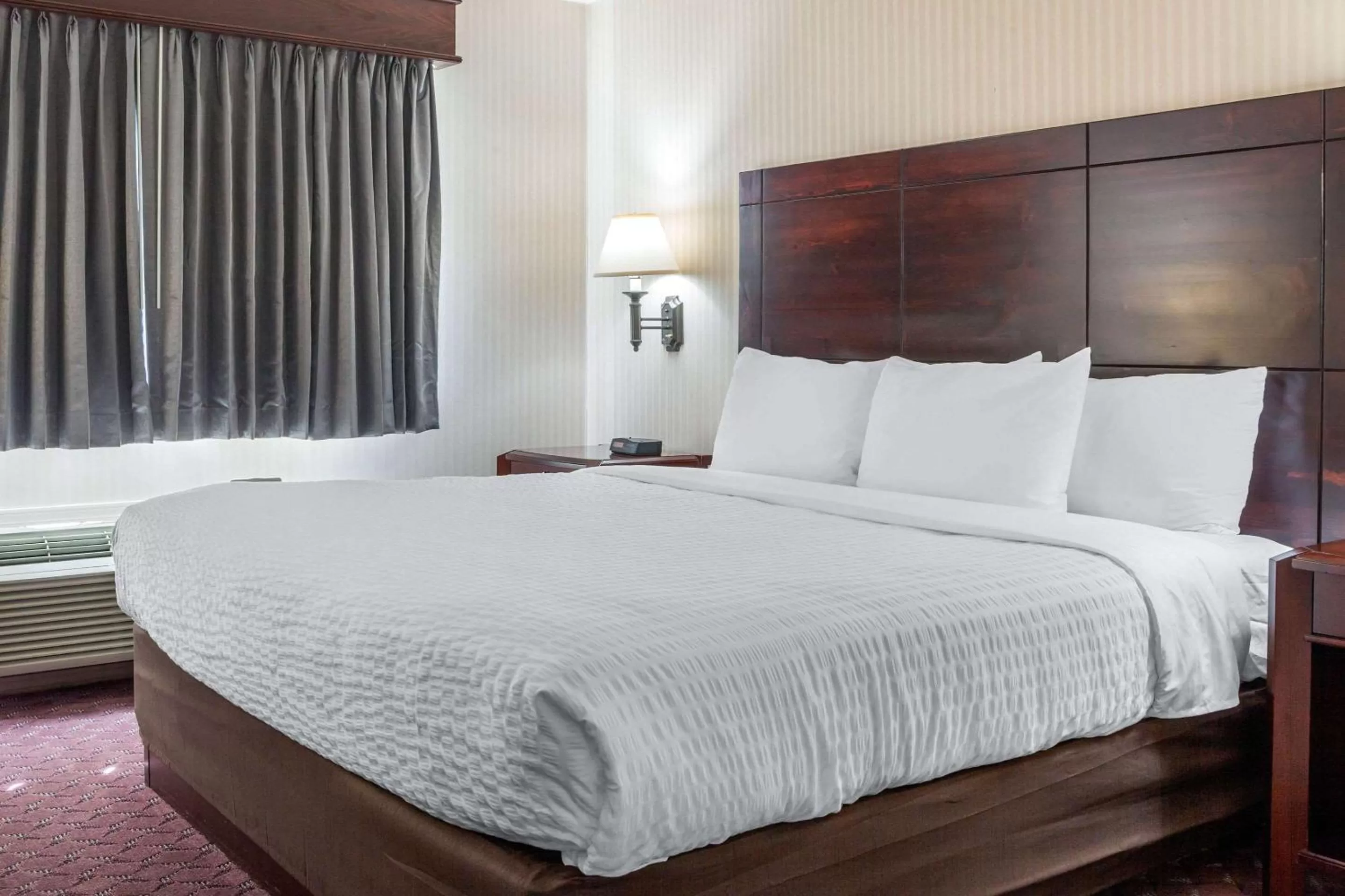 Photo of the whole room in Wintergreen Hotel & Conference Center