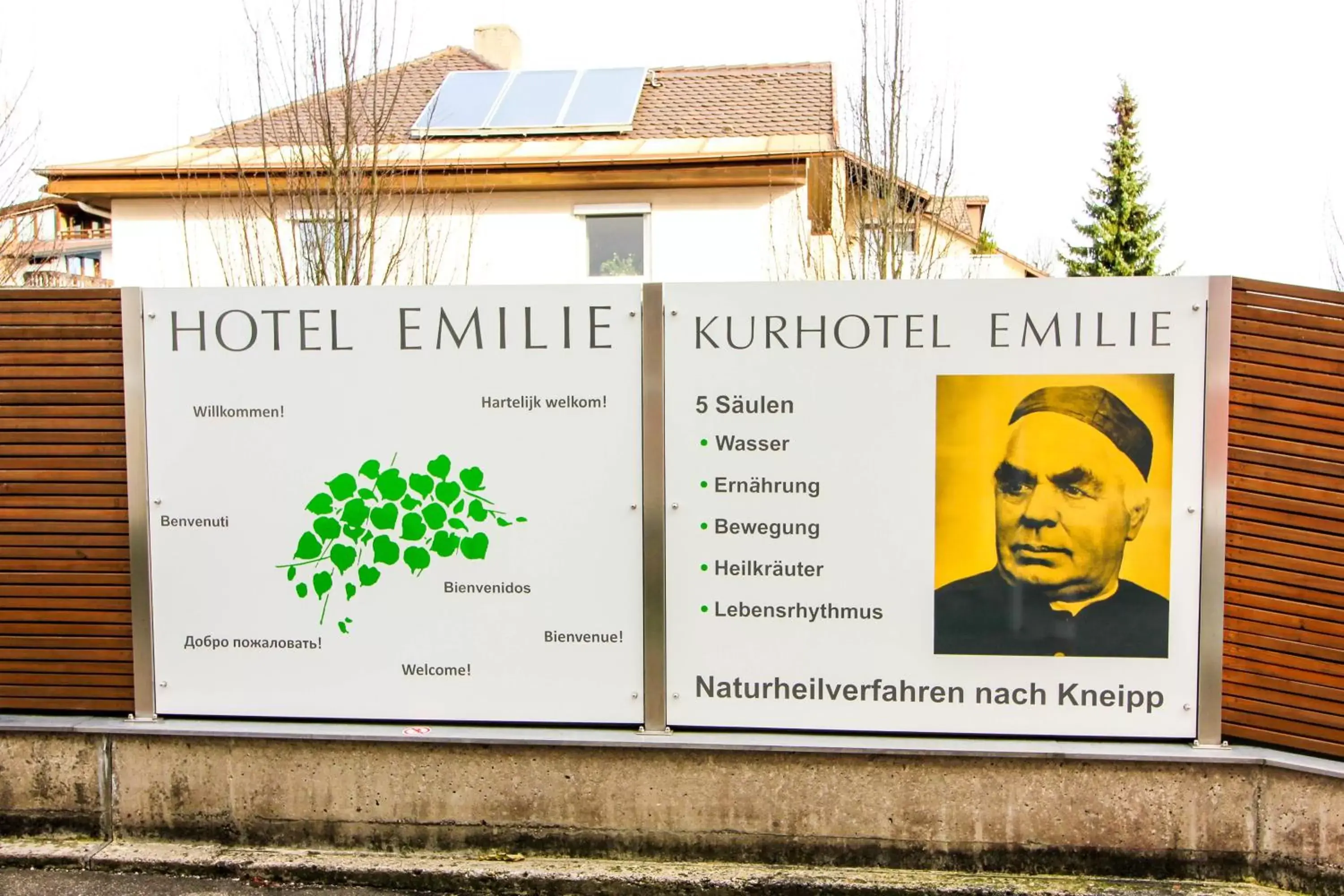 Property logo or sign in Kneipp-Kurhotel Emilie