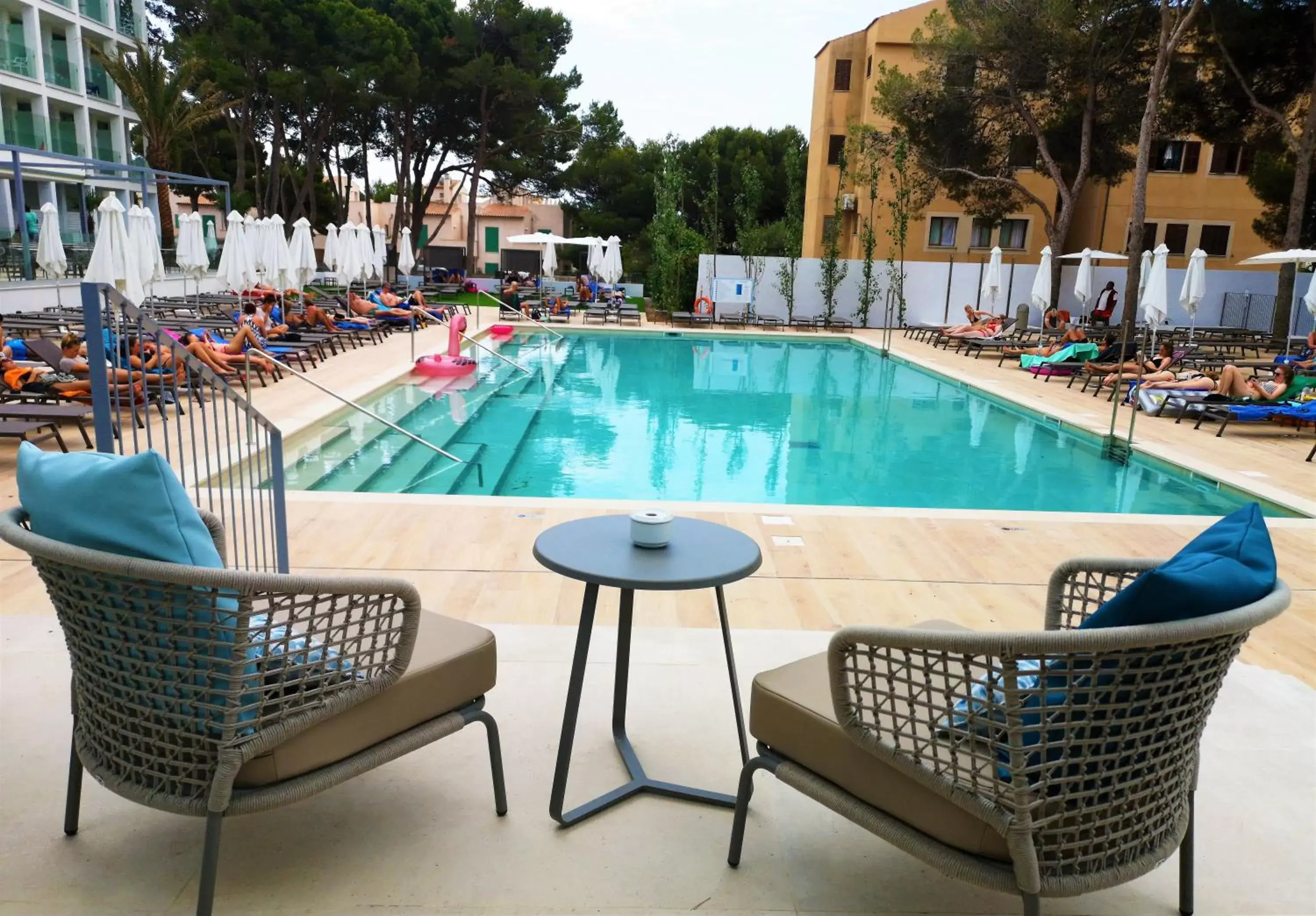 Swimming Pool in Diamant Hotel & Aparthotel