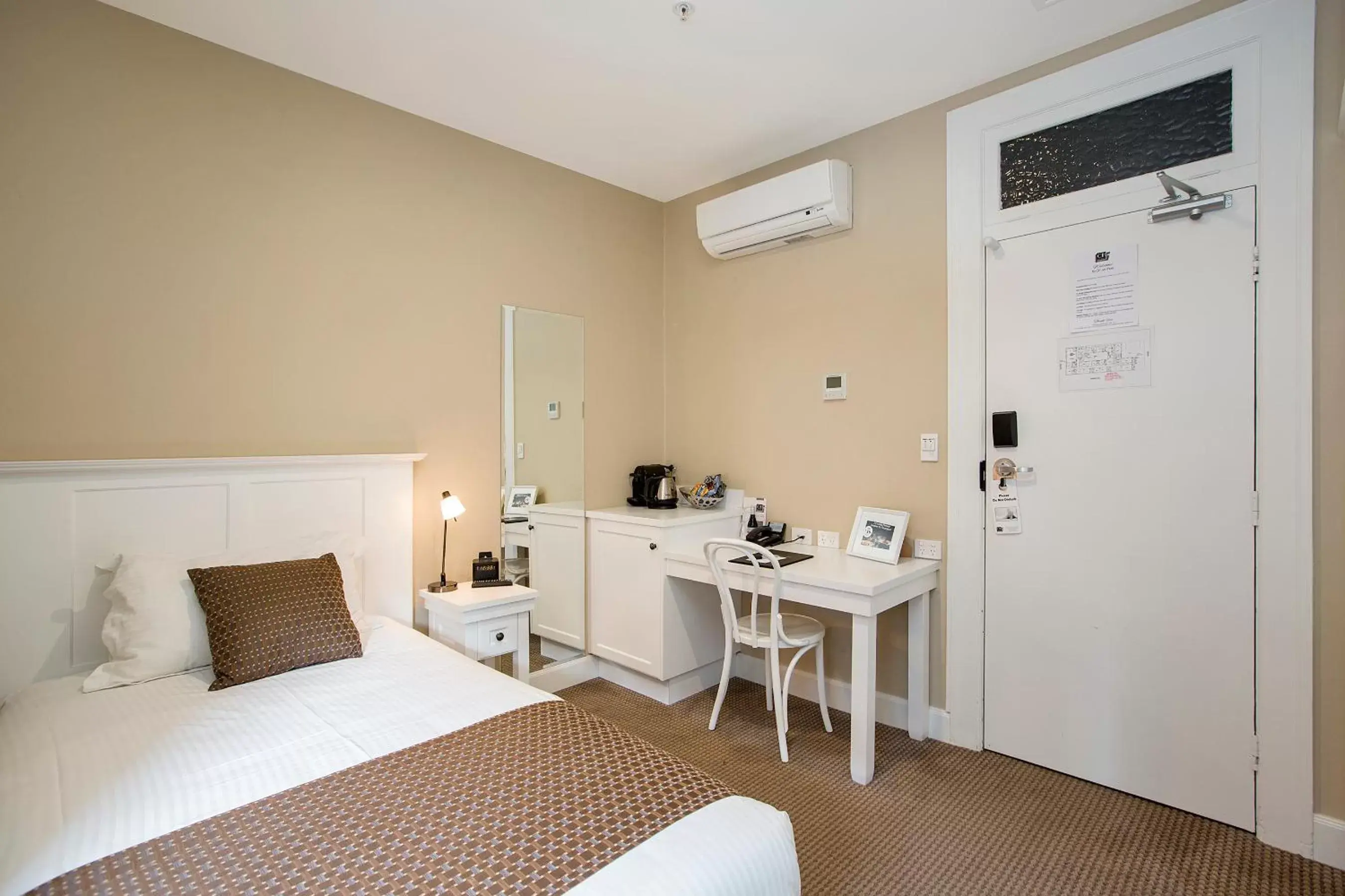 Classic Single Room in CH Boutique Hotel & Apartments, an Ascend Collection Hotel Classic Single Room in CH Boutique Hotel & Apartments, an Ascend Collection Hotel