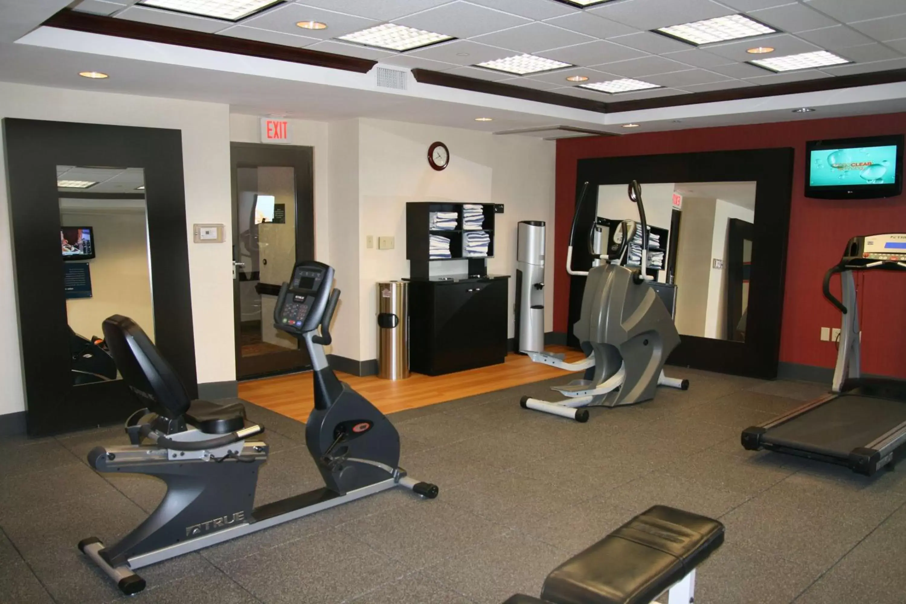 Fitness centre/facilities, Fitness Center/Facilities in Hampton Inn Olive Branch