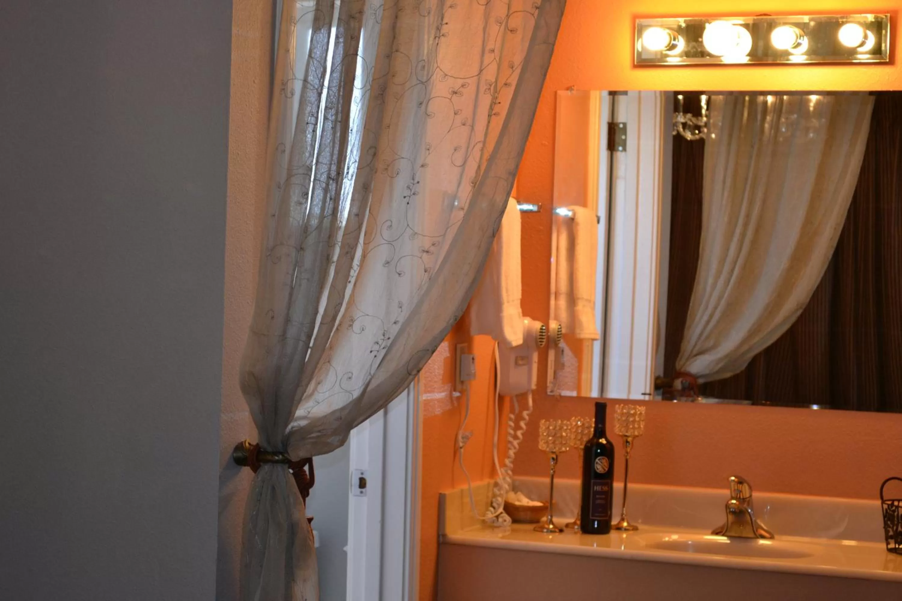 Bathroom in Chardonnay Lodge