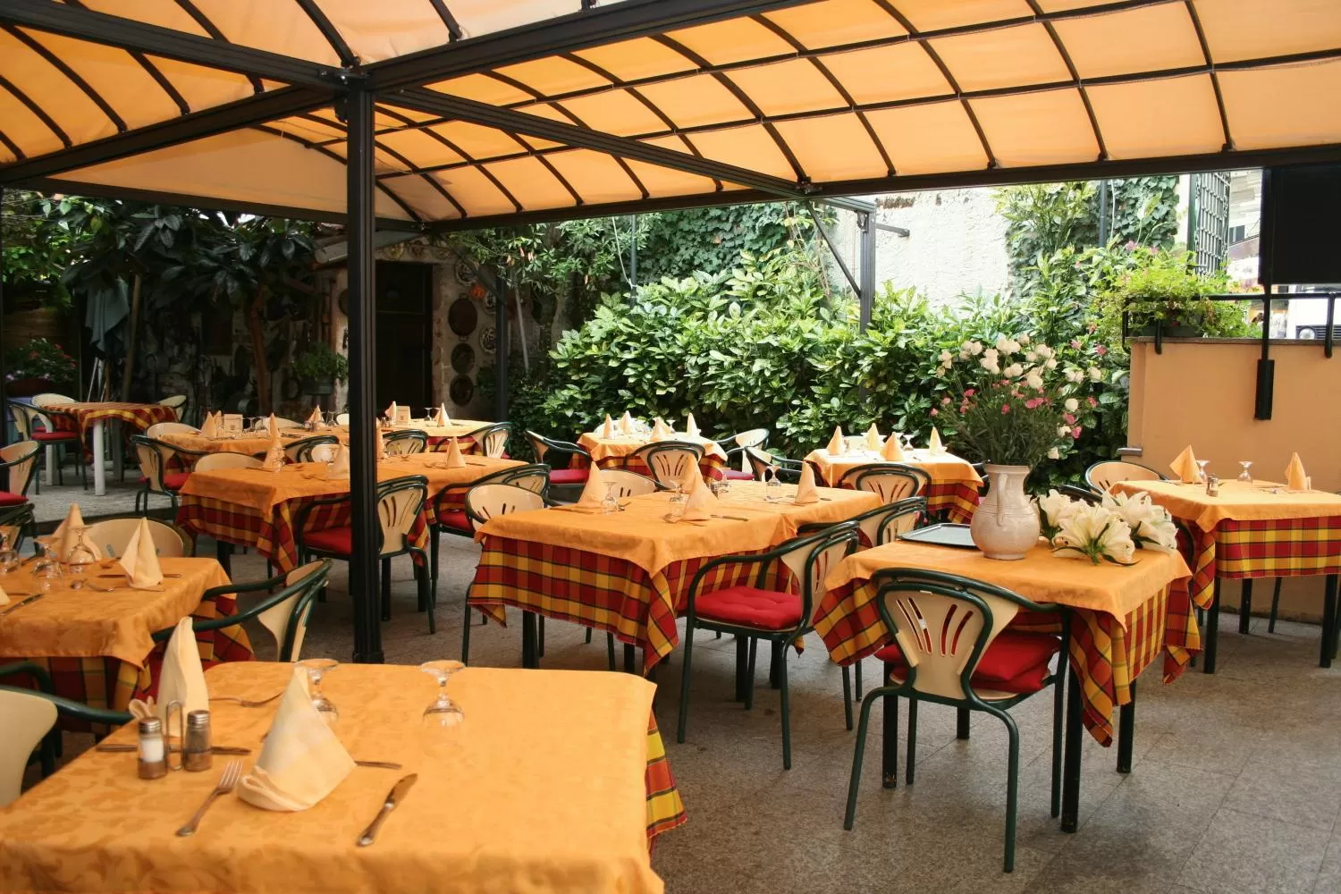Restaurant/places to eat in Hotel Fiorentino