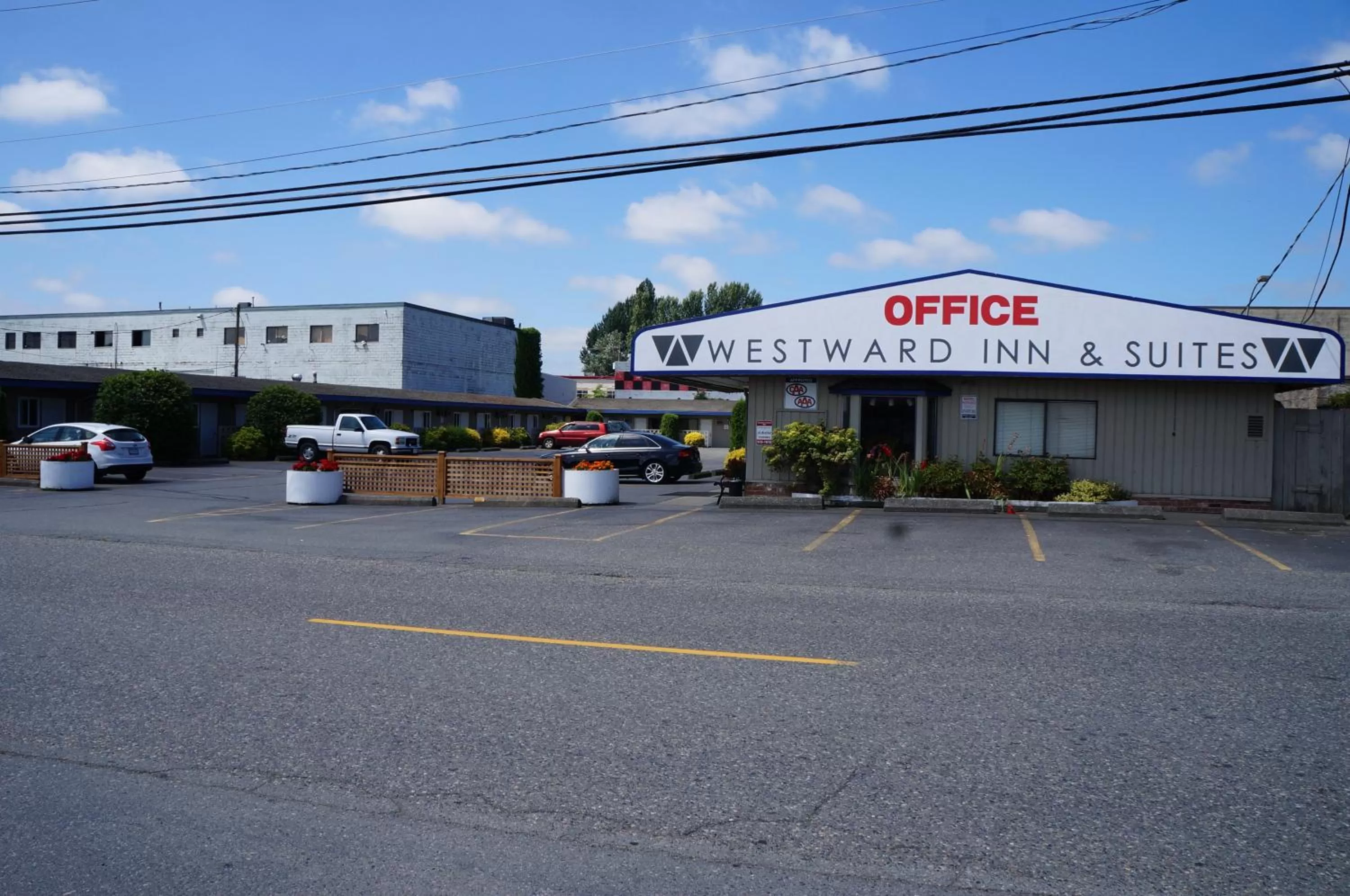Facade/entrance in Westward Inn & Suites