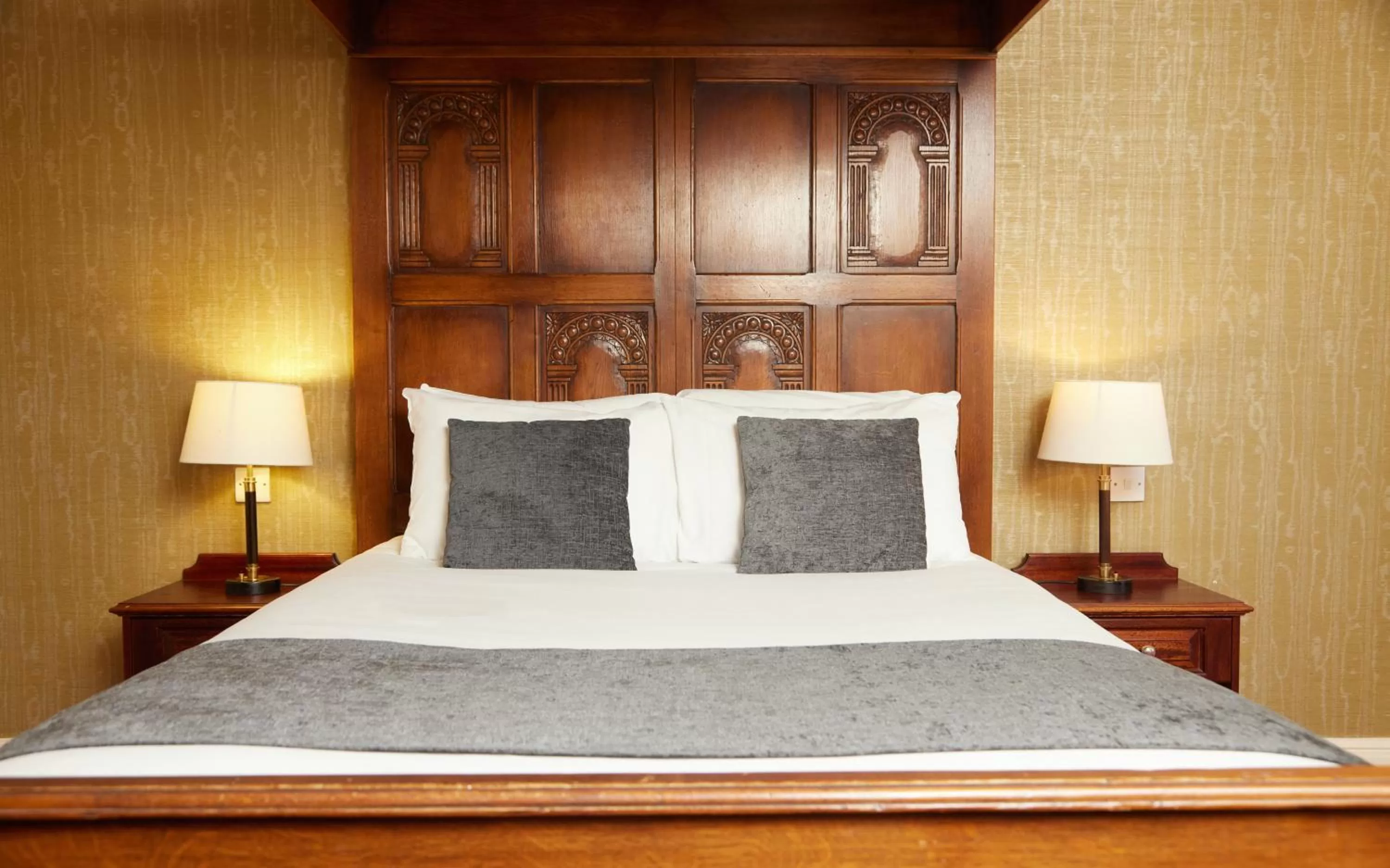 Bed in Fieldhead Hotel by Greene King Inns