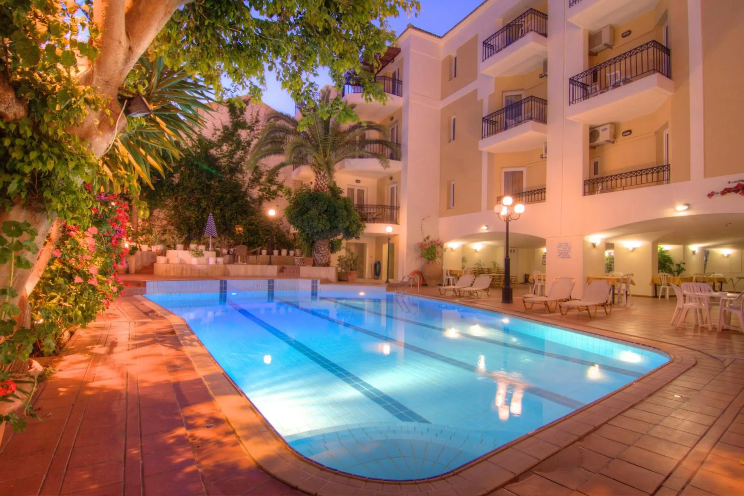 Swimming Pool in Fortezza Hotel