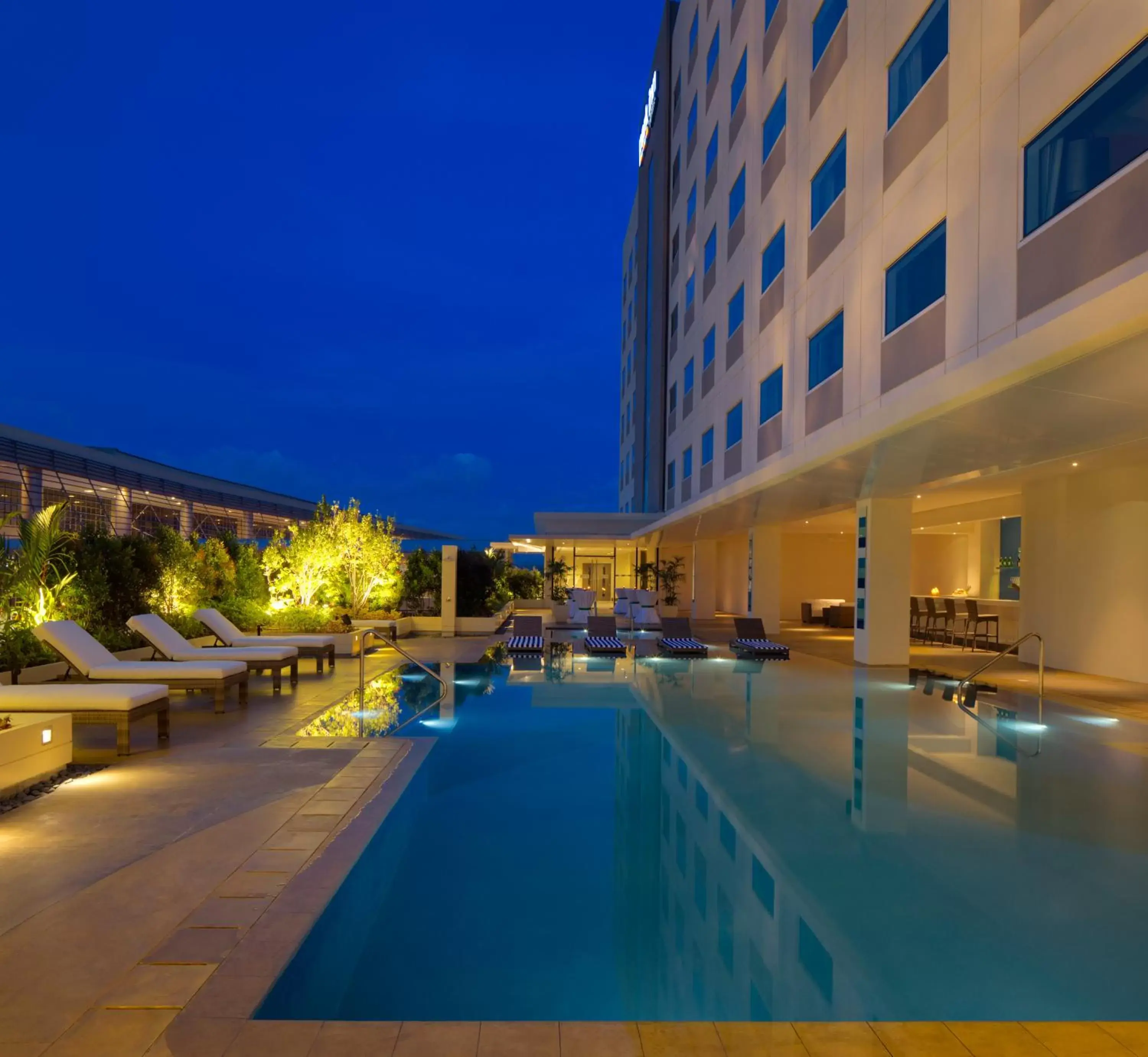 Swimming pool in Park Inn by Radisson Davao Swimming pool in Park Inn by Radisson Davao