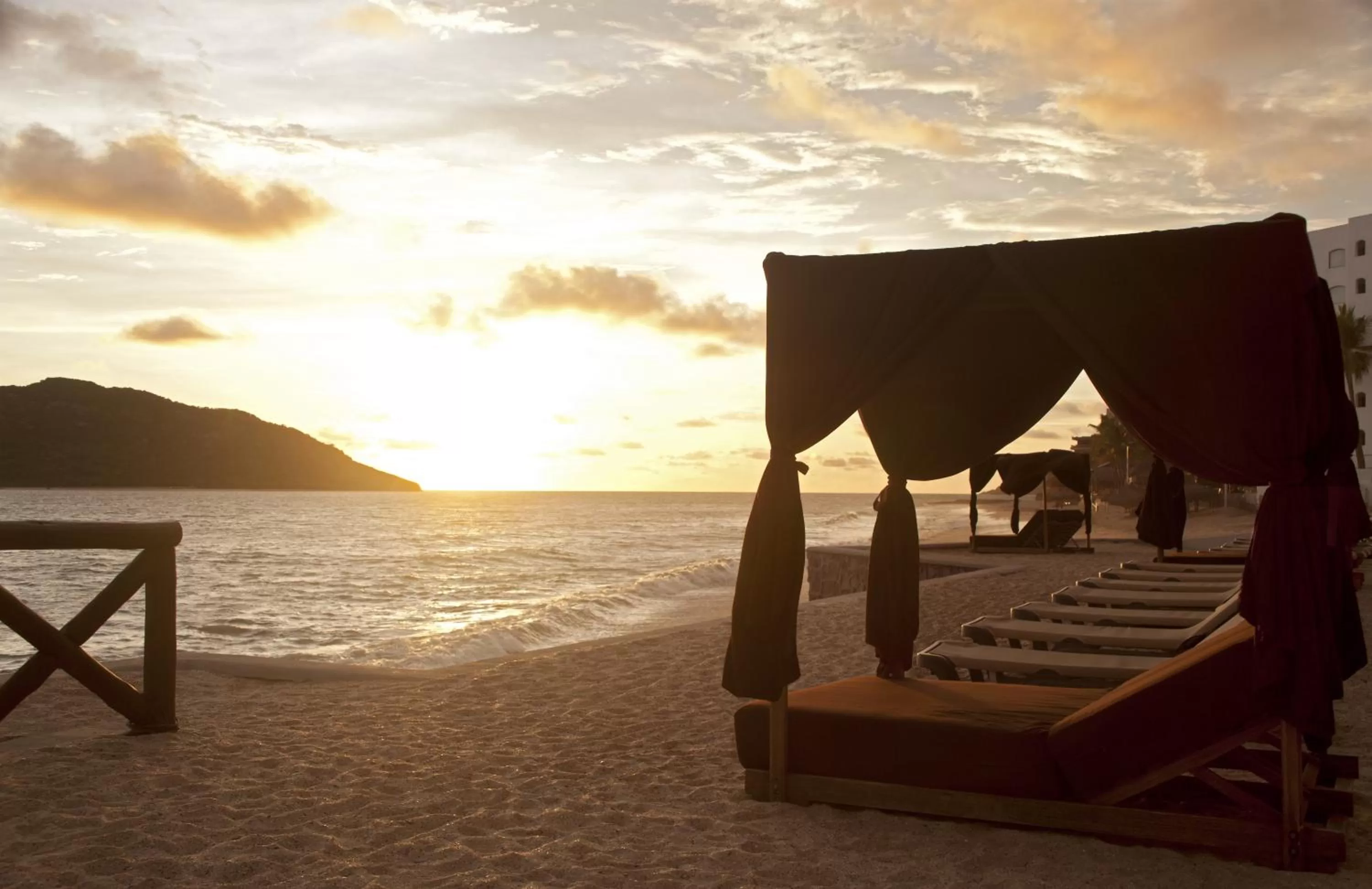 Beach in Emporio Mazatlan