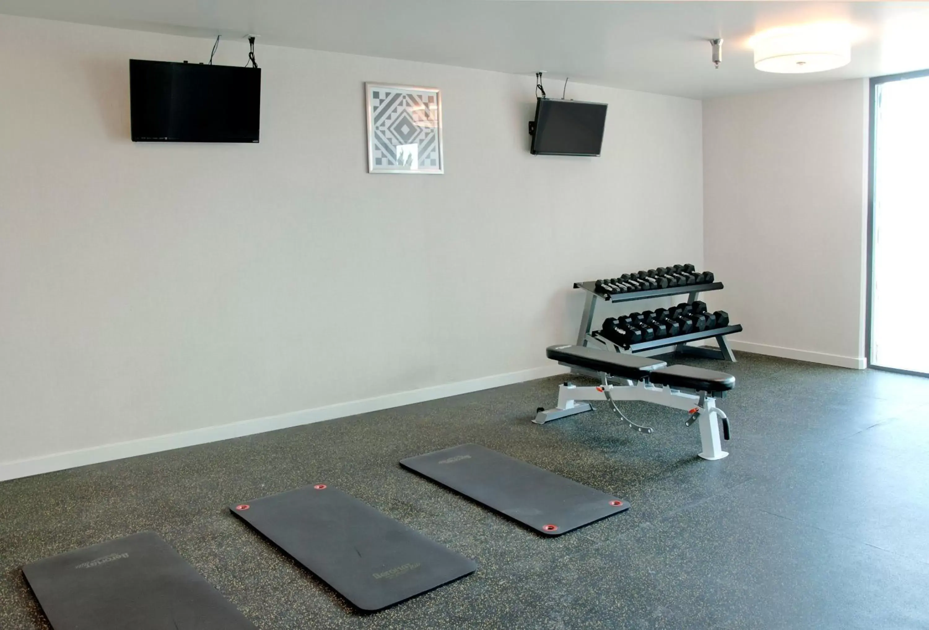 Fitness centre/facilities, Fitness Center/Facilities in Holiday Inn Victorville, an IHG Hotel