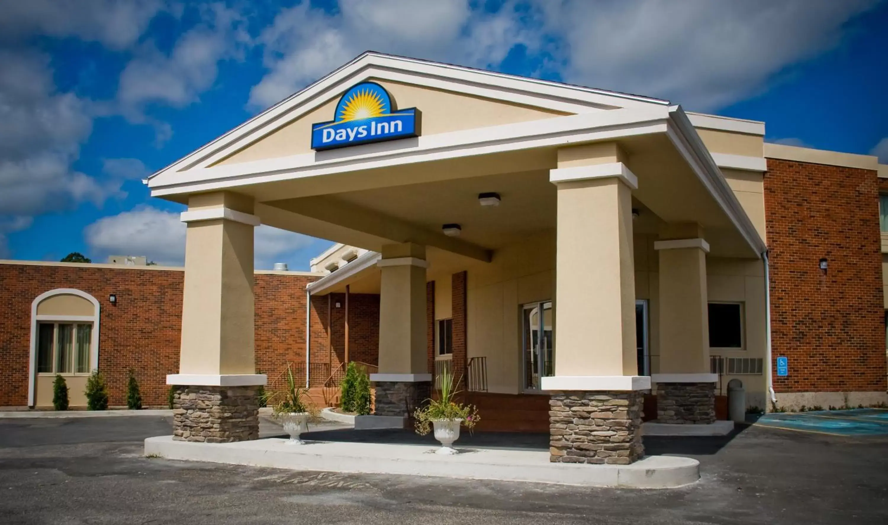 Facade/entrance, Property Building in Days Inn by Wyndham Bridgewater Conference Center