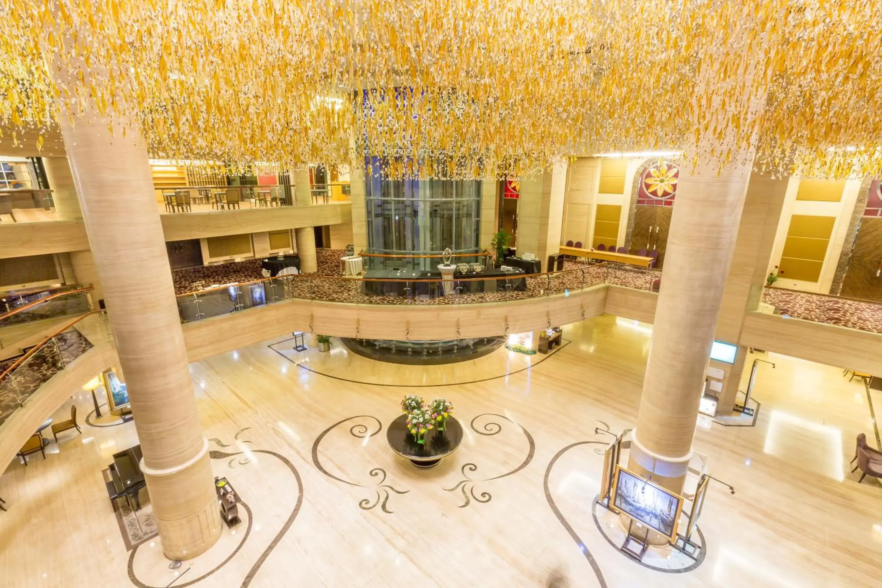 Lobby or reception in Wyndham Surabaya