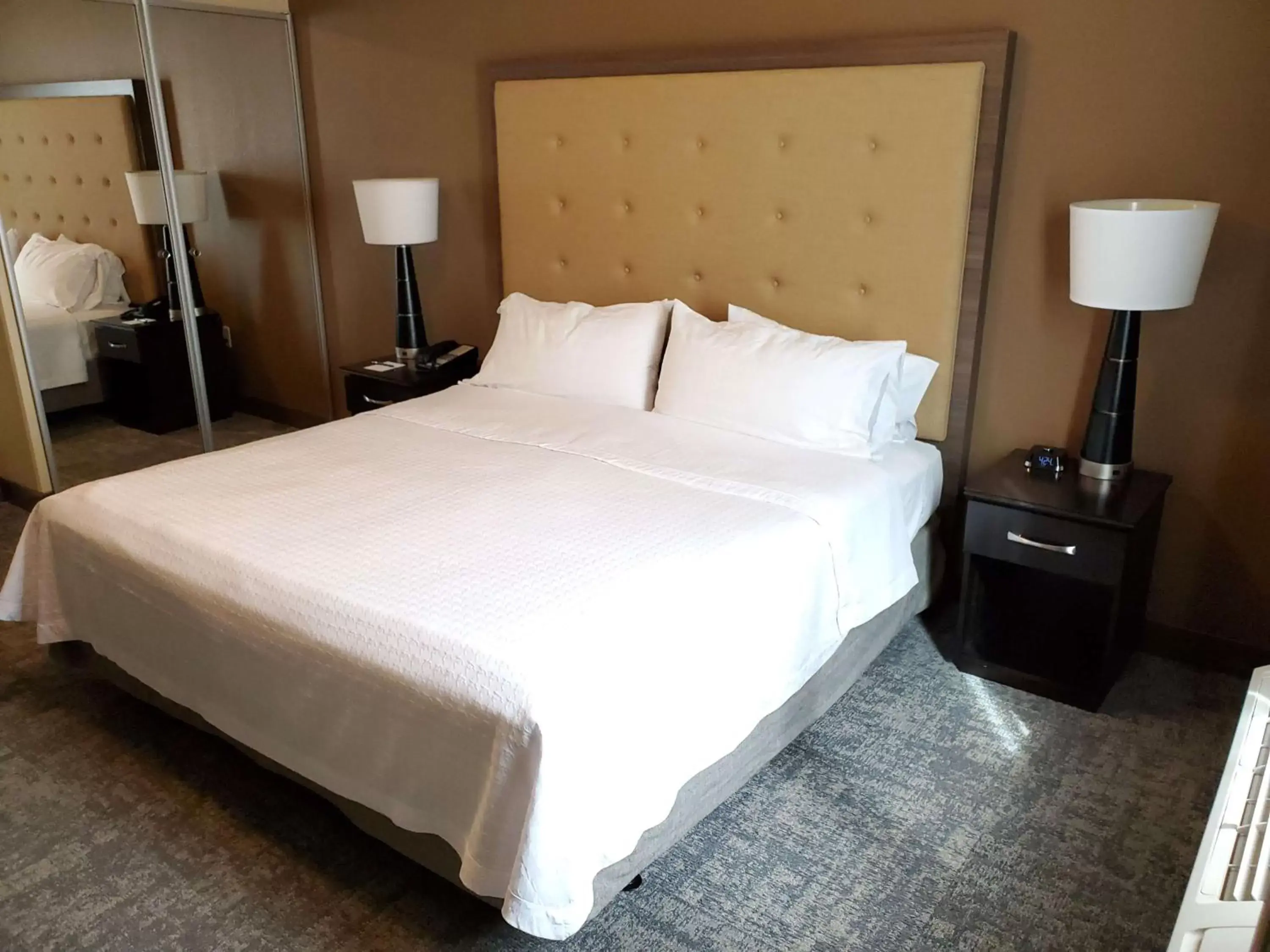 Bed in Homewood Suites by Hilton Phoenix Chandler Fashion Center
