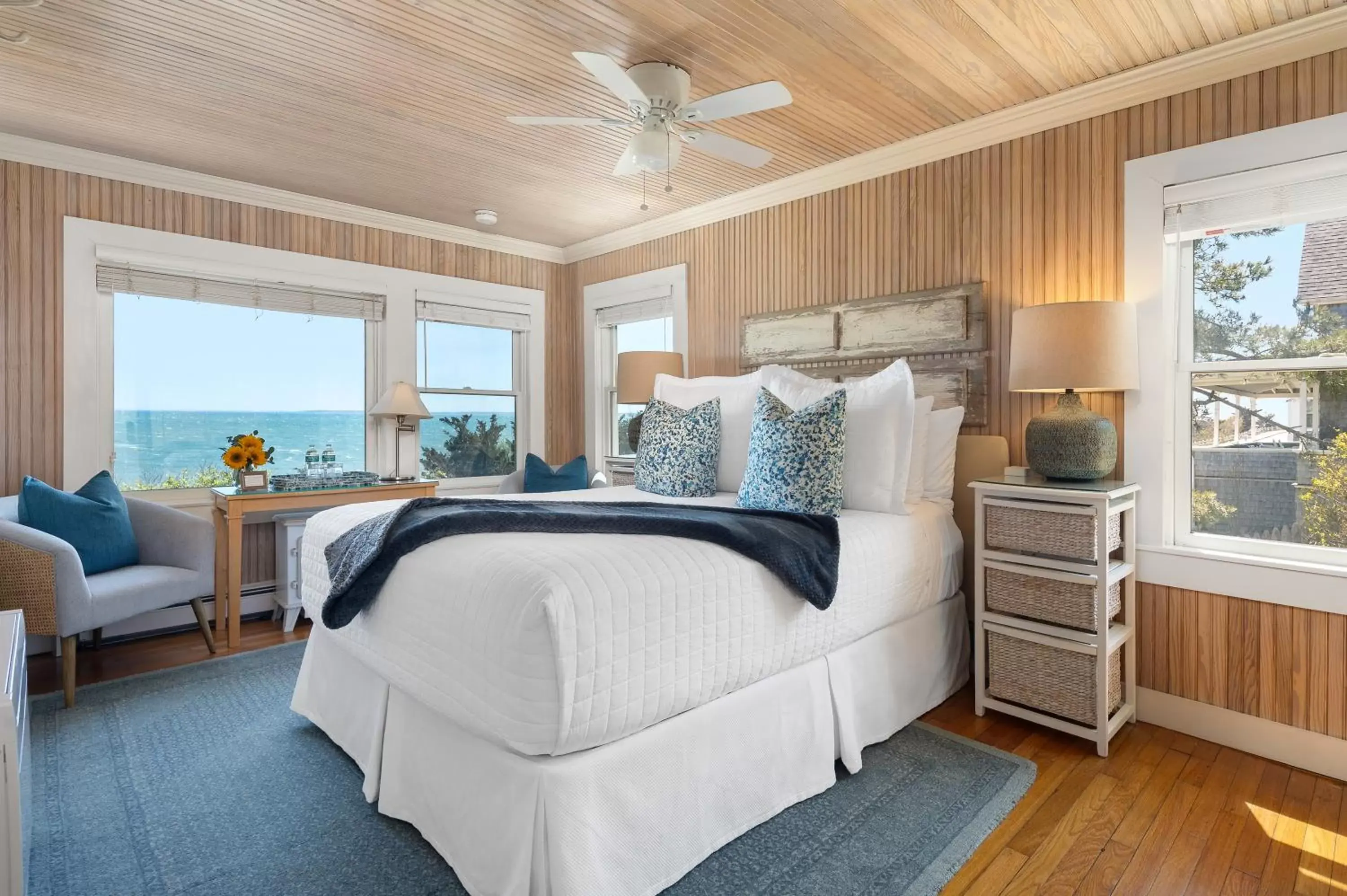 Deluxe Double Room with Sea View in Inn on the Sound Deluxe Double Room with Sea View in Inn on the Sound