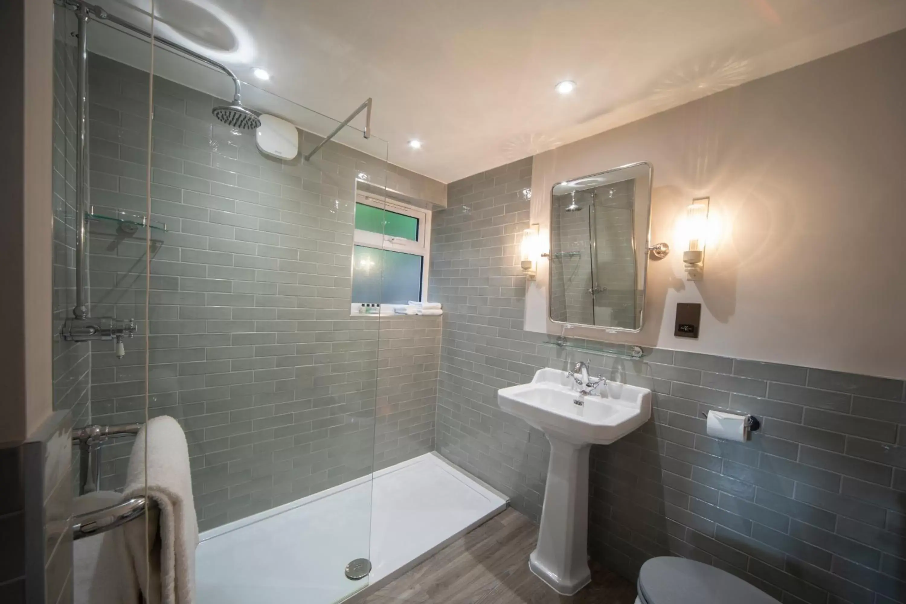 Bathroom in Cottage In The Wood